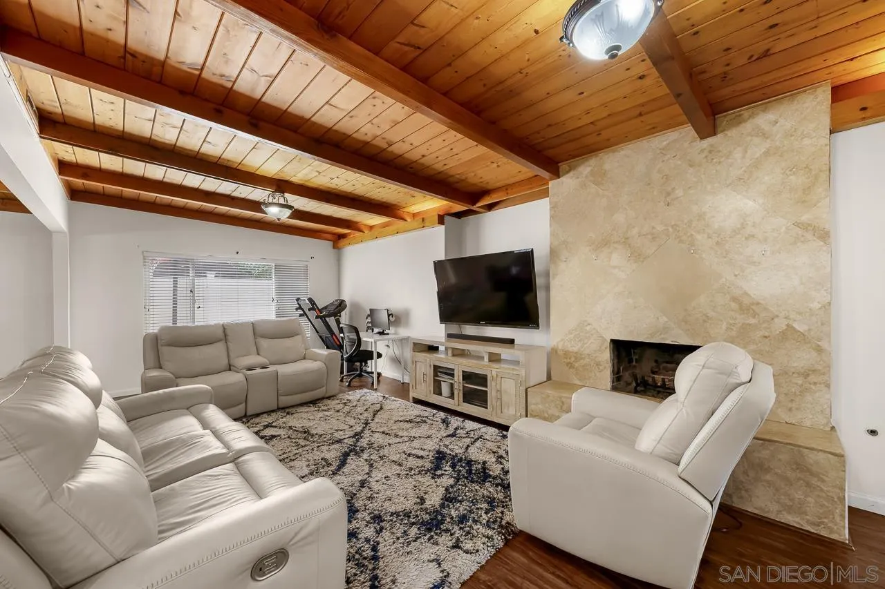 https://cdn.realtyfeed.com/cdn/127/260020735/2635eee3ad3763812eeda49b8399520e.webp