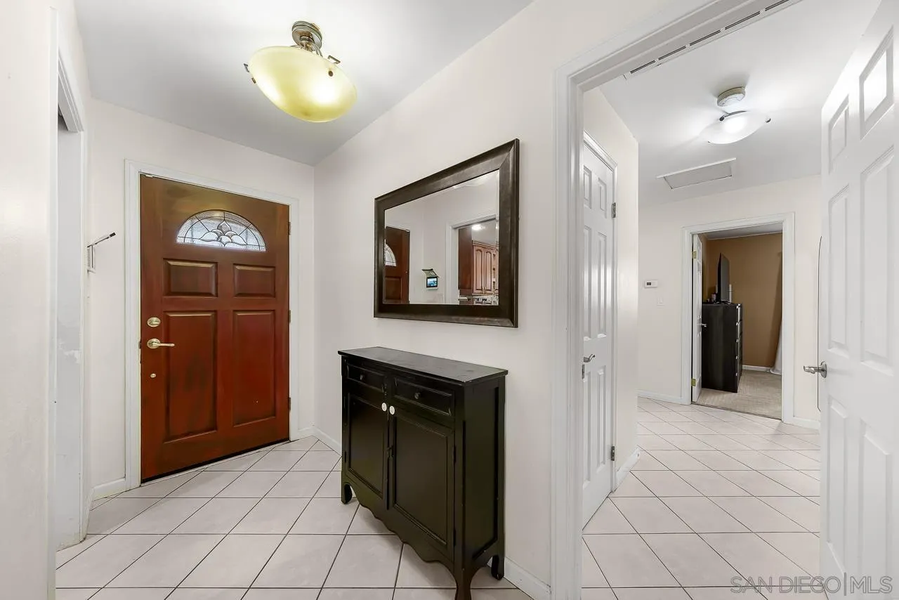 https://cdn.realtyfeed.com/cdn/127/260020735/4d639e1f0c5d3a91eab2522d2df0283d.webp