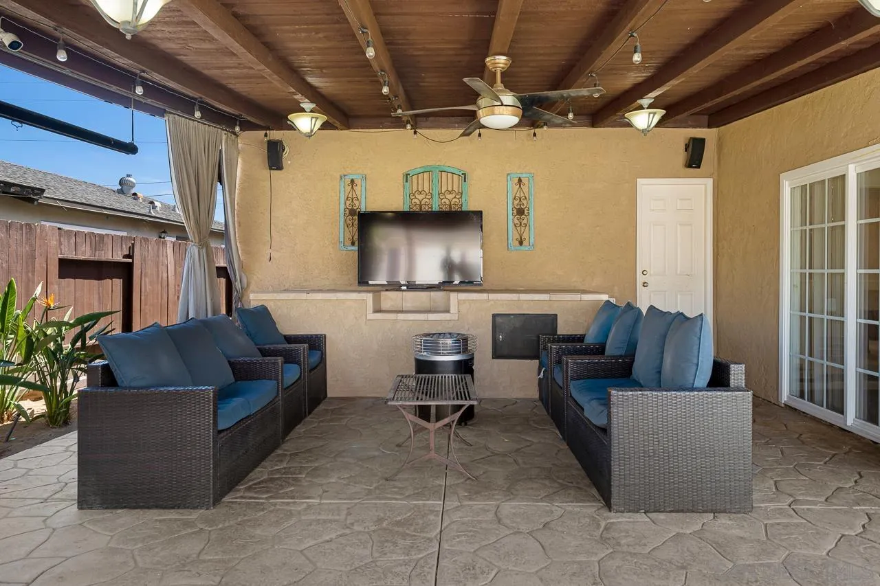https://cdn.realtyfeed.com/cdn/127/260020735/c01e639a61b555d66d7337d3ce765799.webp