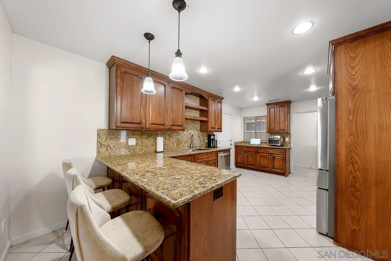 https://cdn.realtyfeed.com/cdn/127/260020735/e8de4ce52042898fdb96447fc776823f.webp