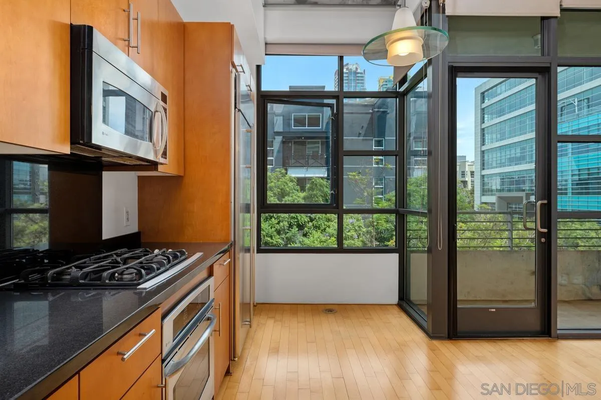 https://cdn.realtyfeed.com/cdn/127/260020736/ee4b93b5666874d520436bec8c7a0df1.webp