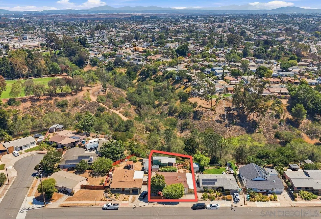 https://cdn.realtyfeed.com/cdn/127/260020737/0628a6c1de00ac5c011bacfbcacb0979.webp
