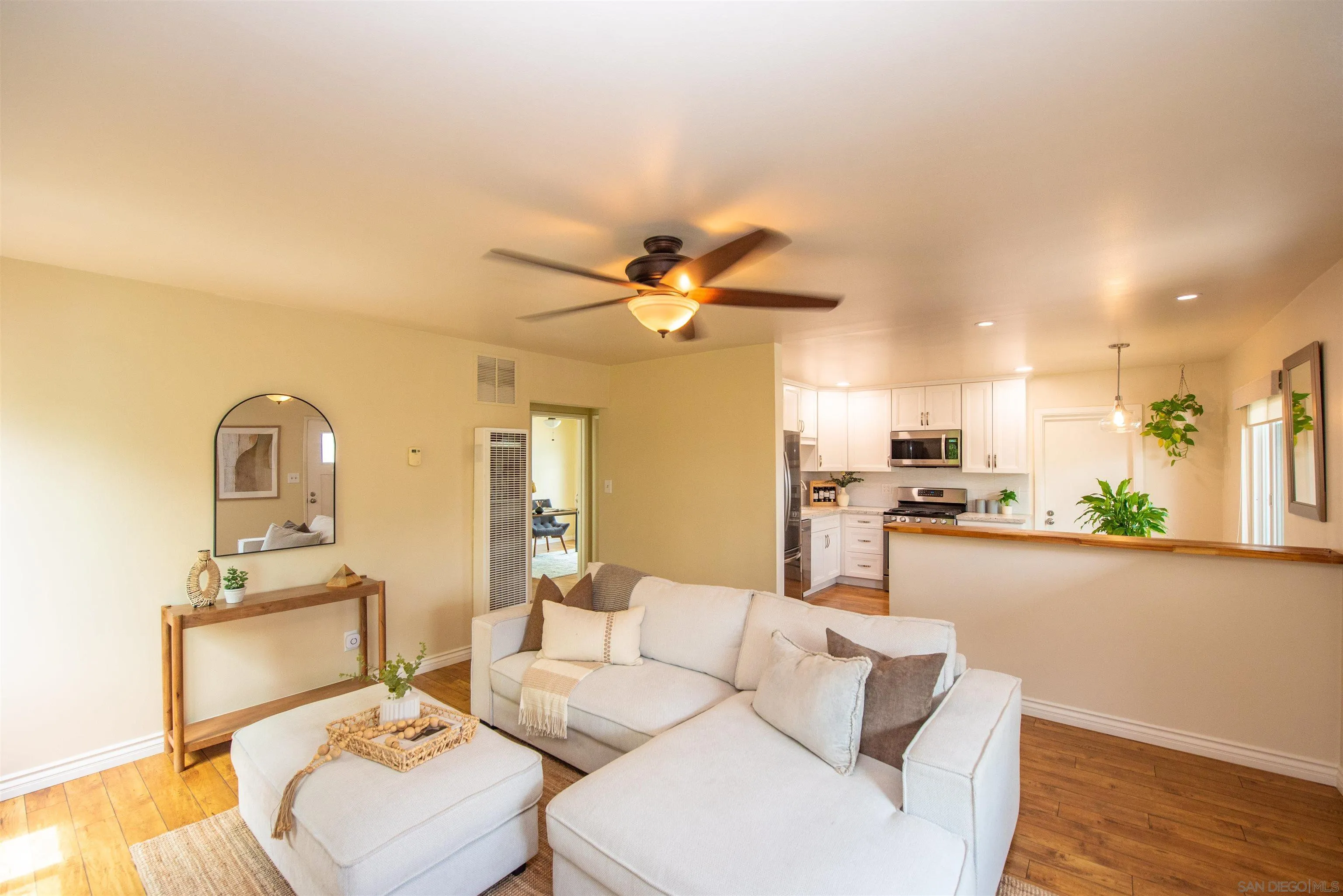 https://cdn.realtyfeed.com/cdn/127/260020739/3429e139d15866eb4af2db32d9b40592.webp