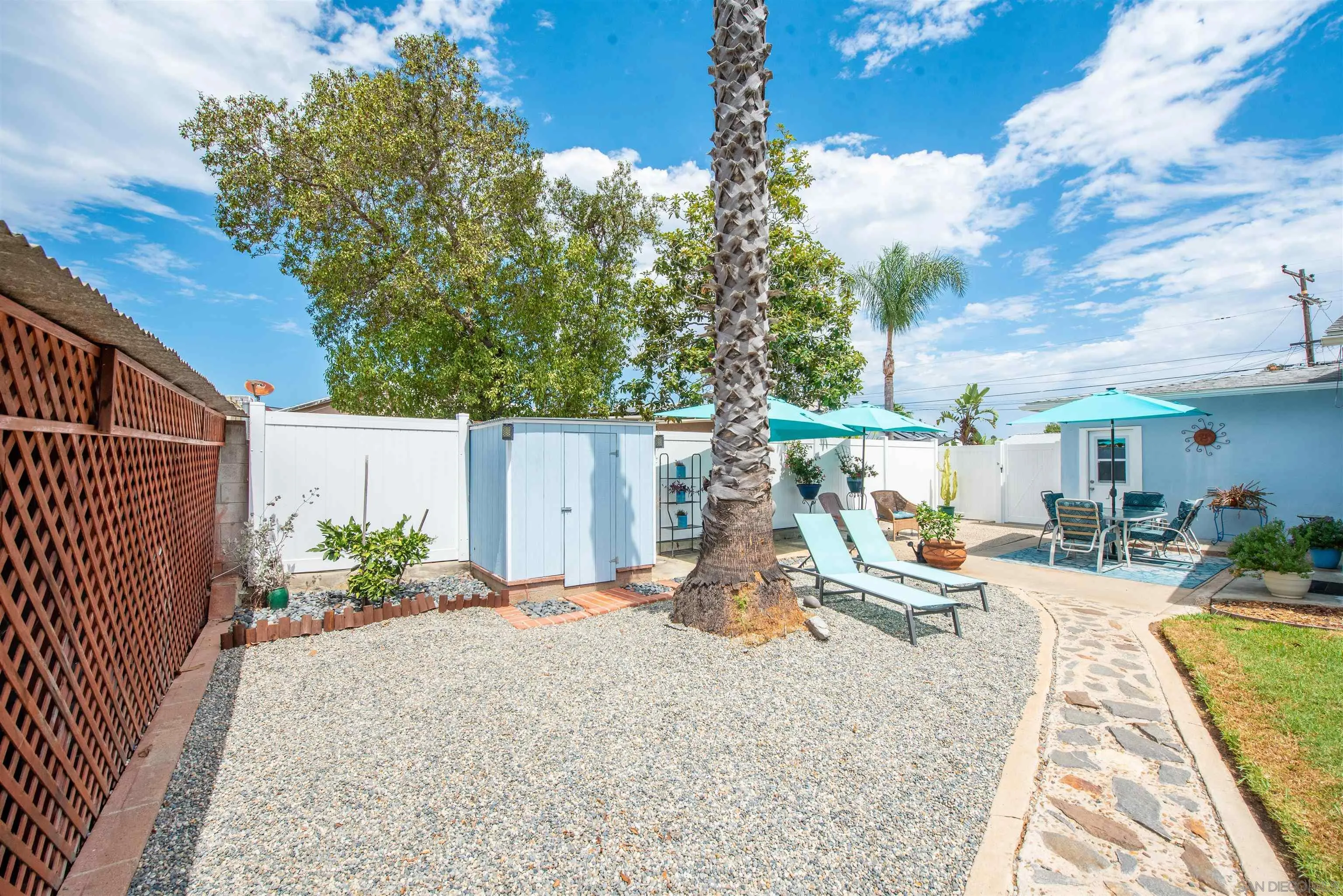 https://cdn.realtyfeed.com/cdn/127/260020739/d23d826fed8421516d378b315ea2c426.webp