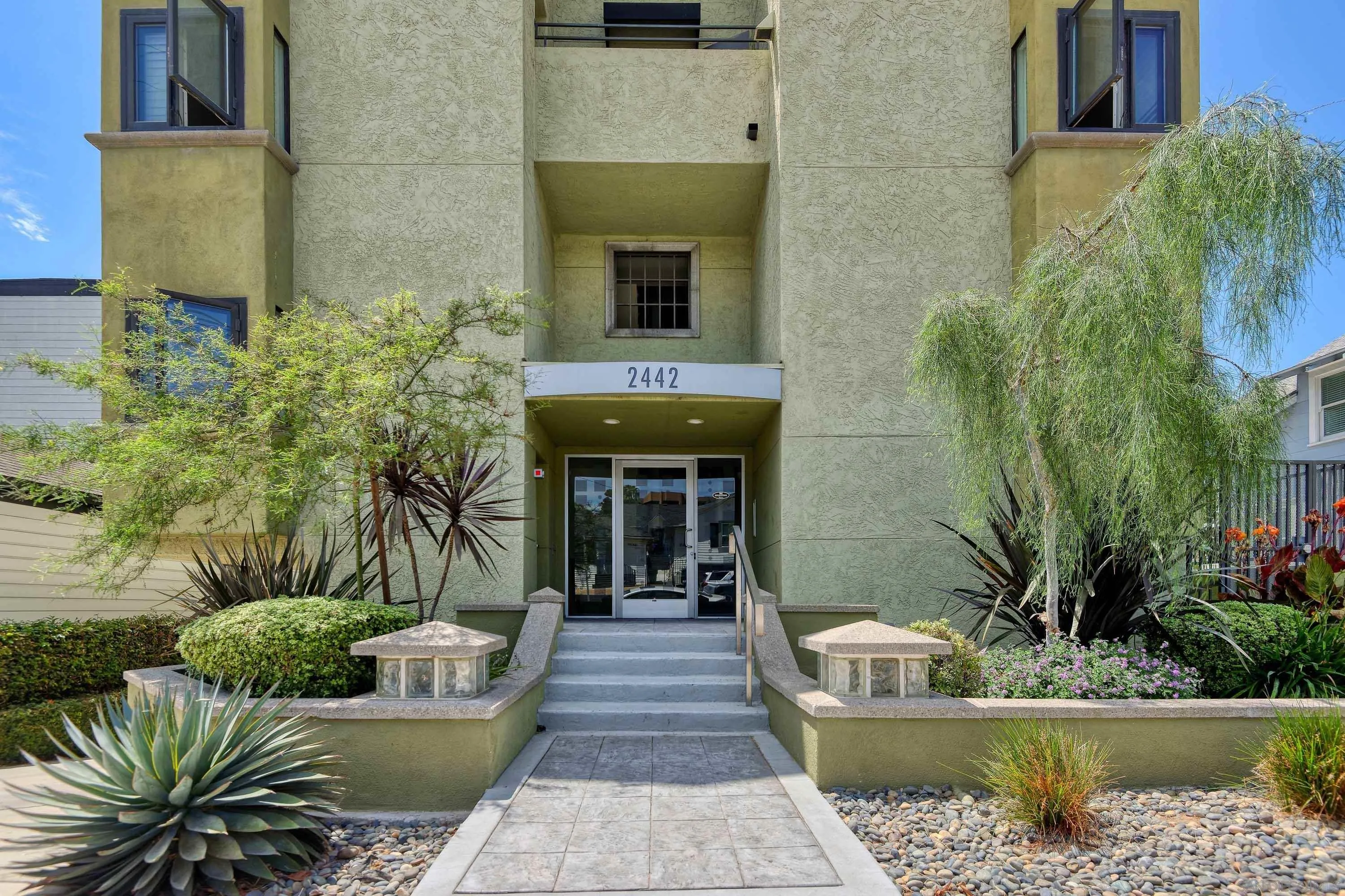 2442 Union St Unit 5, San Diego, CA 92101 - Main photo, San Diego, CA