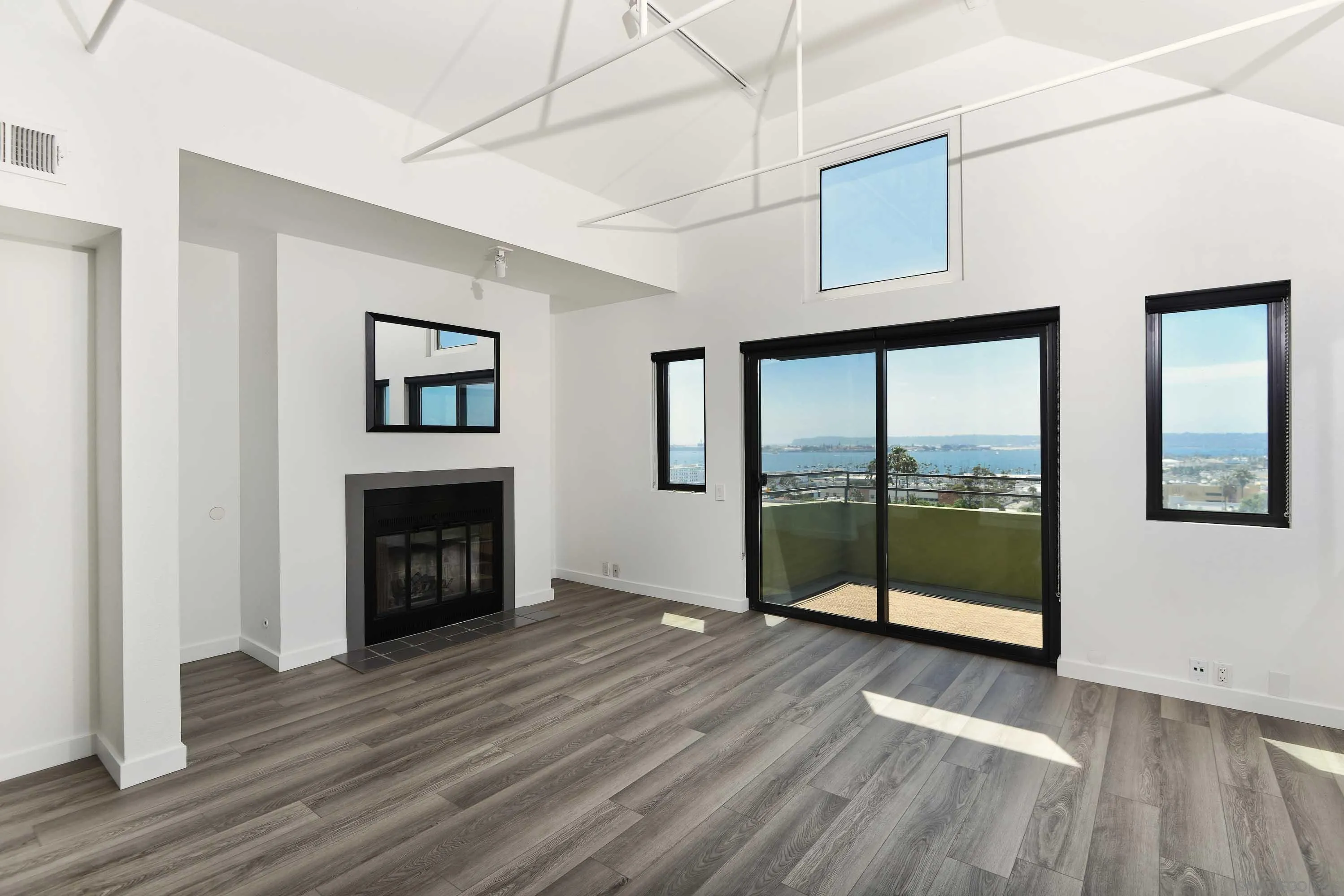 2442 Union St Unit 5, San Diego, CA 92101 - Photo 3 of 13, San Diego, CA