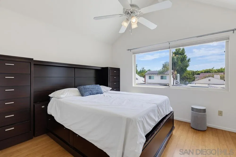 https://cdn.realtyfeed.com/cdn/127/260020746/0052d253321e2f7a76495228930adac5.webp