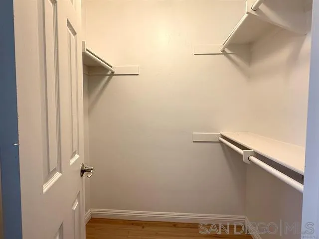 https://cdn.realtyfeed.com/cdn/127/260020749/d8b4d4f07086c679f39ccb157db6d62e.webp