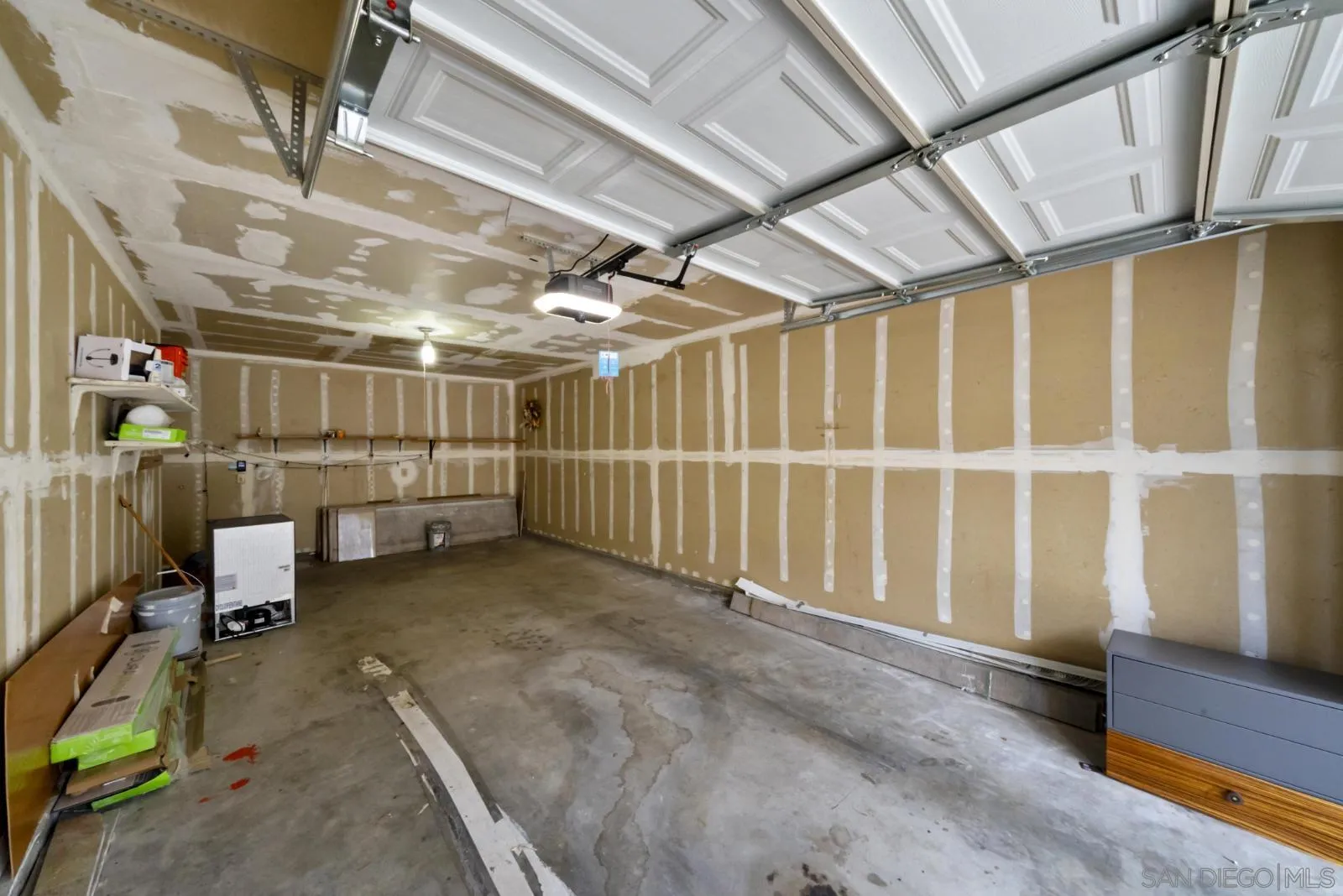 https://cdn.realtyfeed.com/cdn/127/260020752/9e1d6b7369d422a4c089af491153c39c.webp