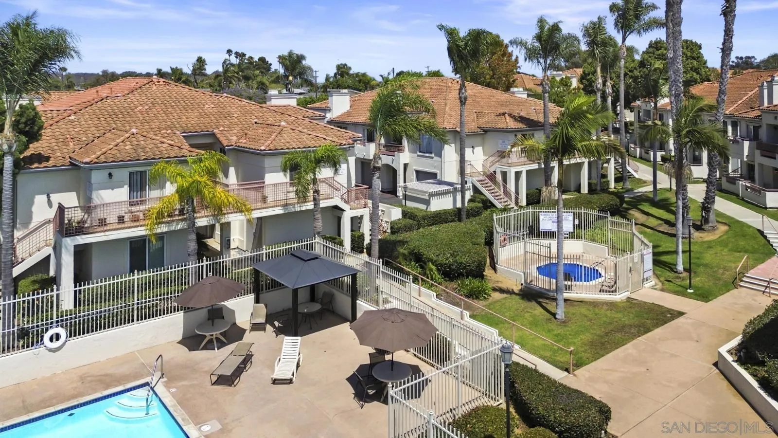https://cdn.realtyfeed.com/cdn/127/260020752/b4dbd8fdd2f15daec0f67f18863496f9.webp