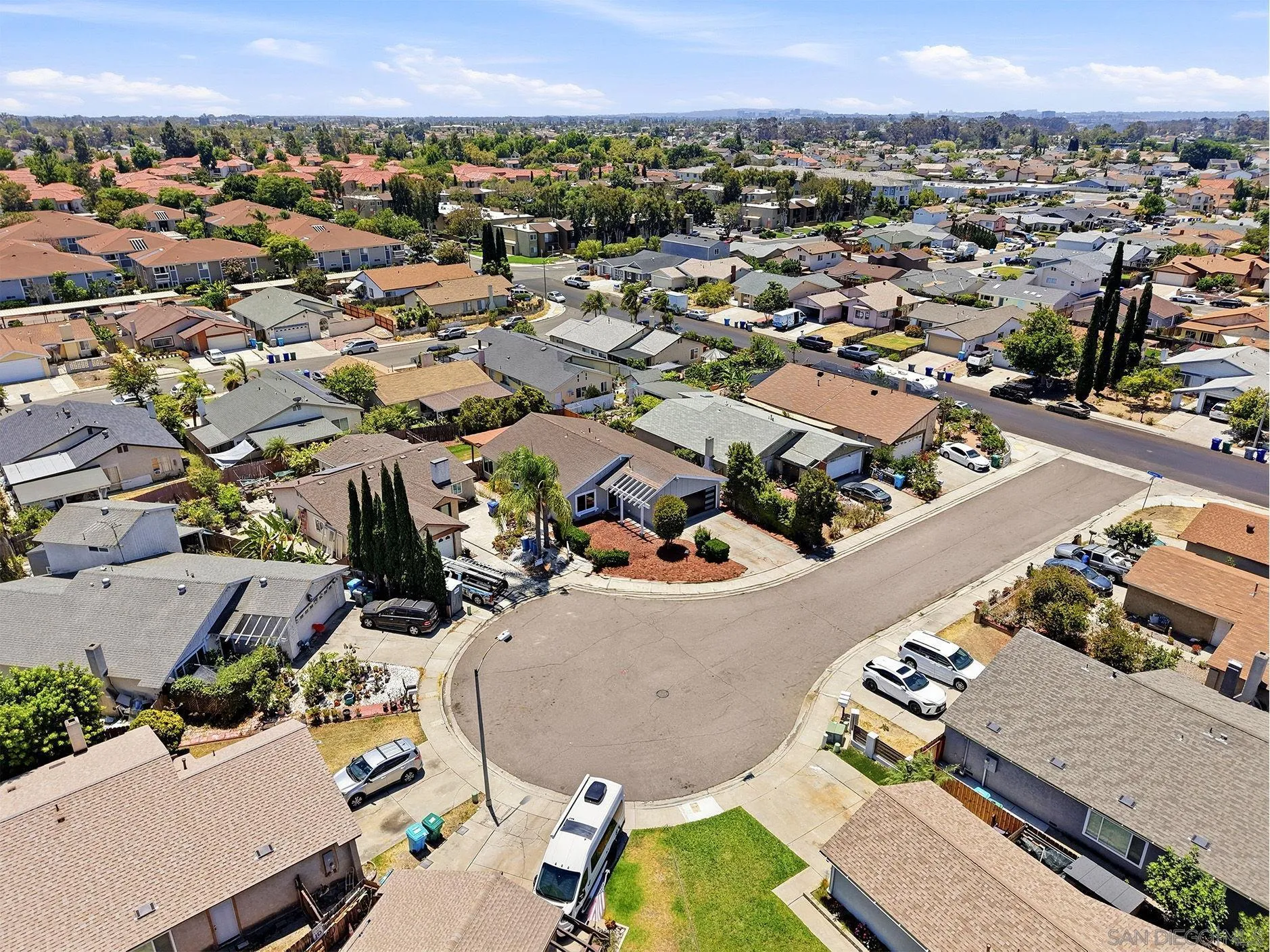 https://cdn.realtyfeed.com/cdn/127/260020754/003d0a8ebc99ff07e17fd9a43962bdb3.webp