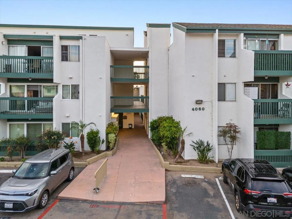 4060 Huerfano Unit 113, San Diego, CA 92117 - Photo 2 of 32, San Diego, CA
