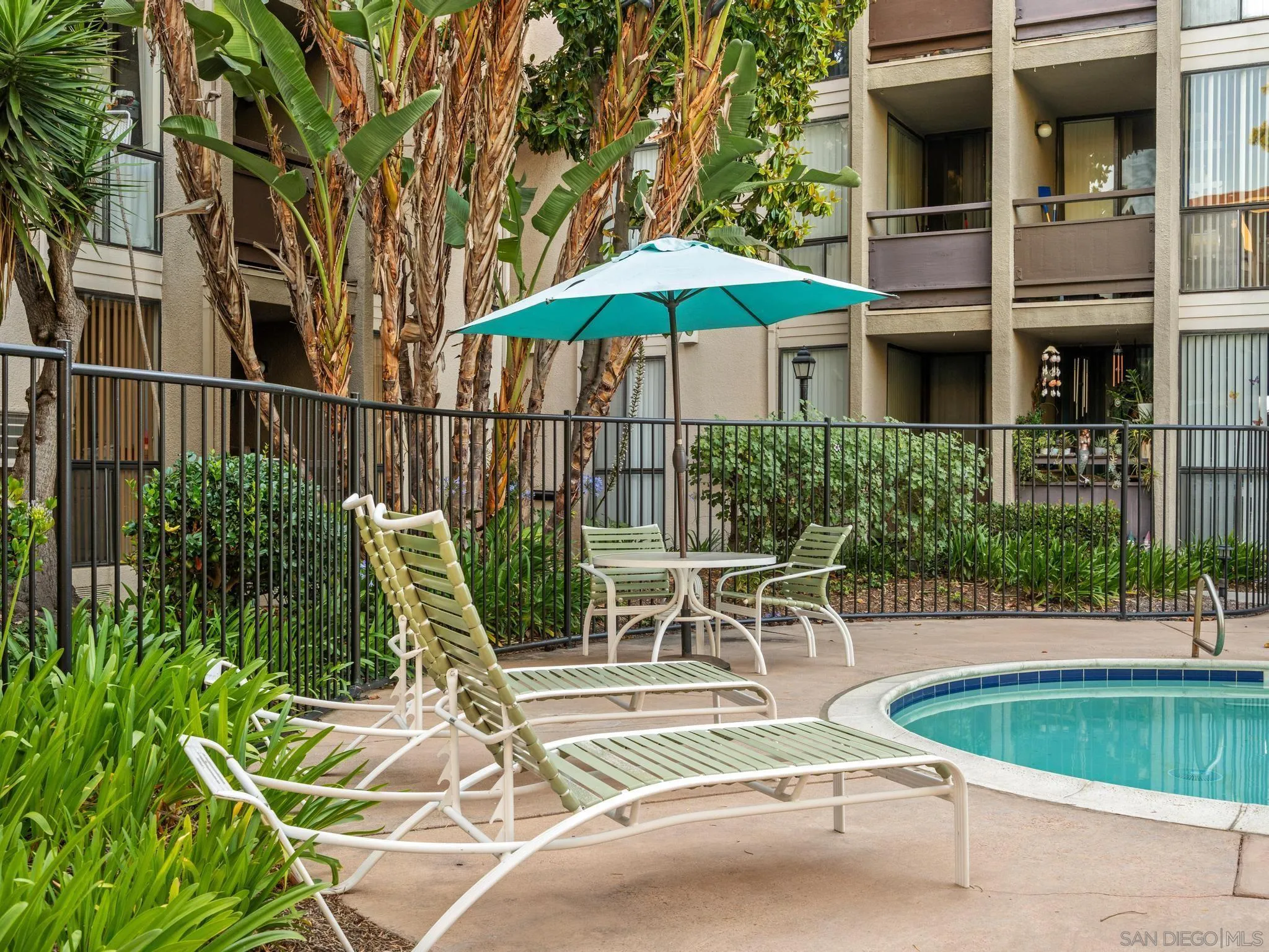 https://cdn.realtyfeed.com/cdn/127/260020760/8a5f81ba70f4387bc3e054a24f7f9c02.webp