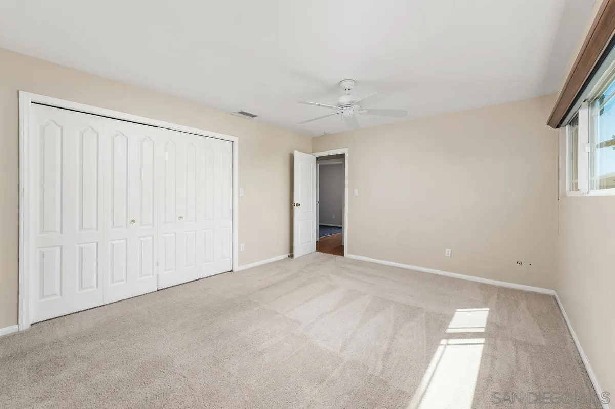 https://cdn.realtyfeed.com/cdn/127/260020761/773f4cddd0ec13493bce37ef6a9e5c60.webp