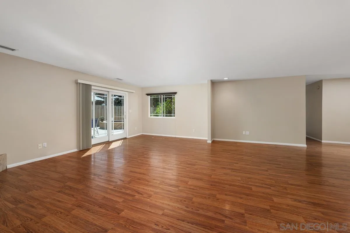 https://cdn.realtyfeed.com/cdn/127/260020761/b00b8f10f570213d3f175a8344f60ec7.webp