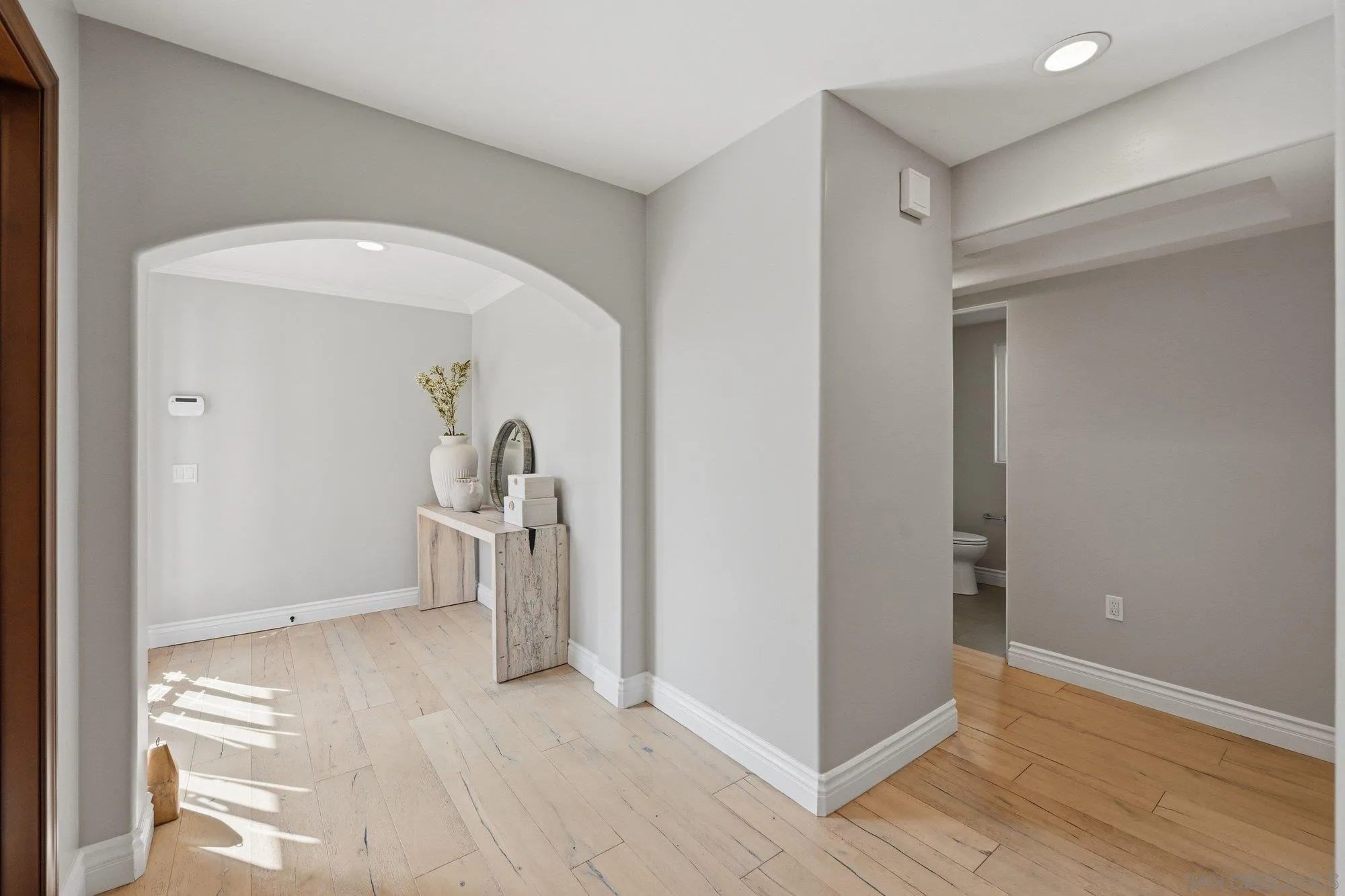 https://cdn.realtyfeed.com/cdn/127/260020767/438d703b8885236976bee288cb682f32.webp