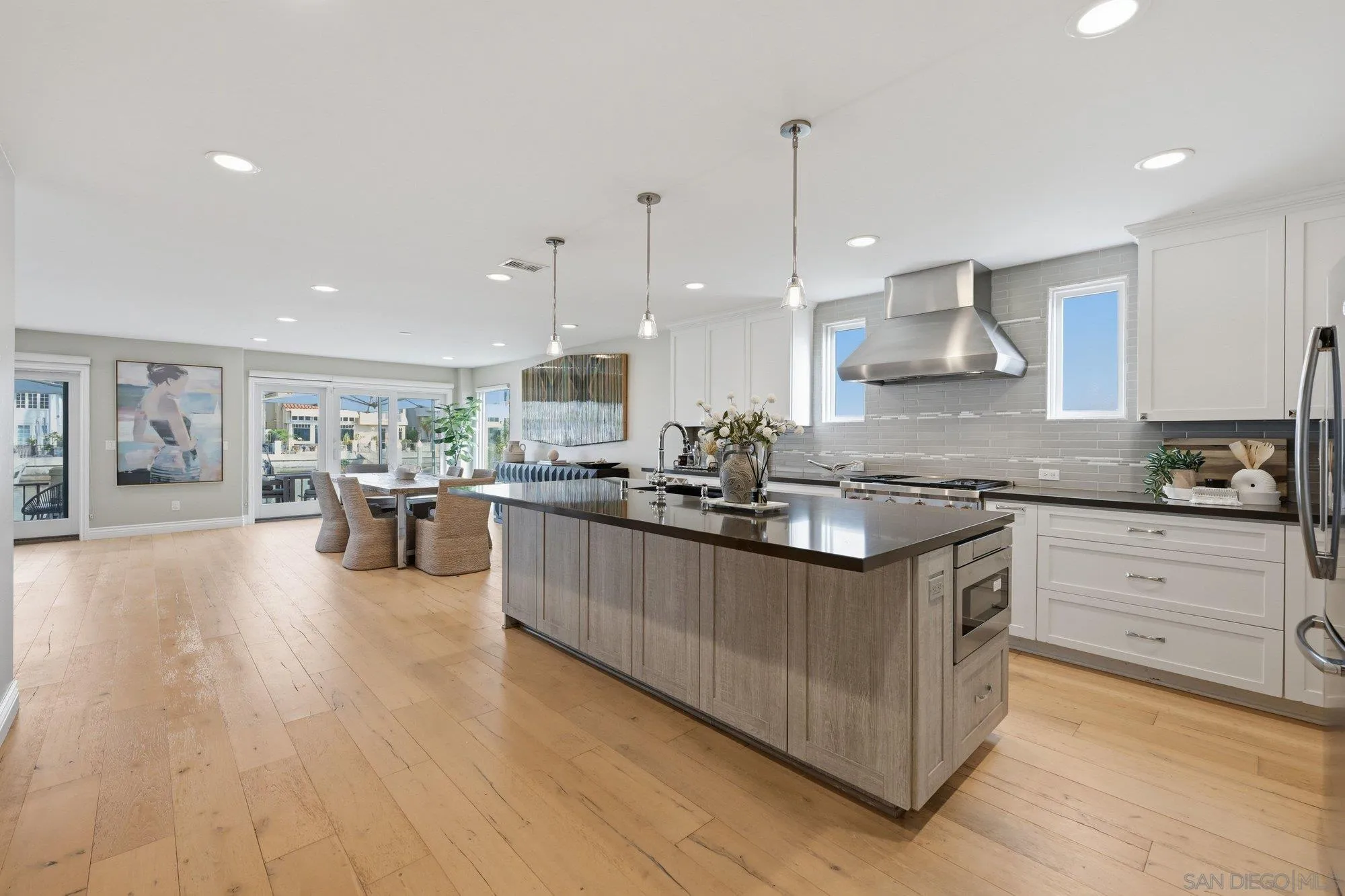 https://cdn.realtyfeed.com/cdn/127/260020767/498c28e6fd130a2e930ead0d256c76be.webp