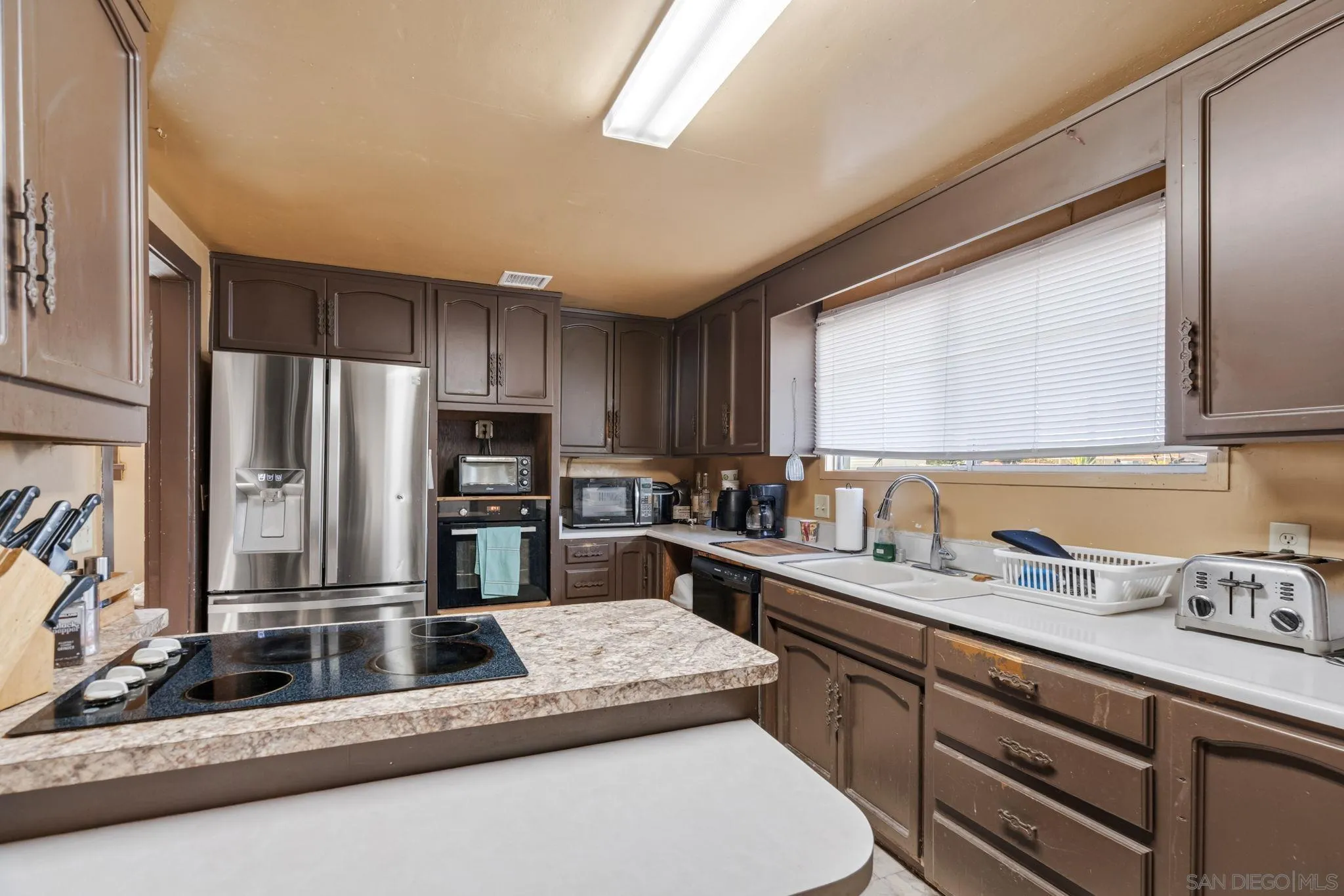 https://cdn.realtyfeed.com/cdn/127/260020777/05d3af91a80c32e8ec35618549da2fea.webp
