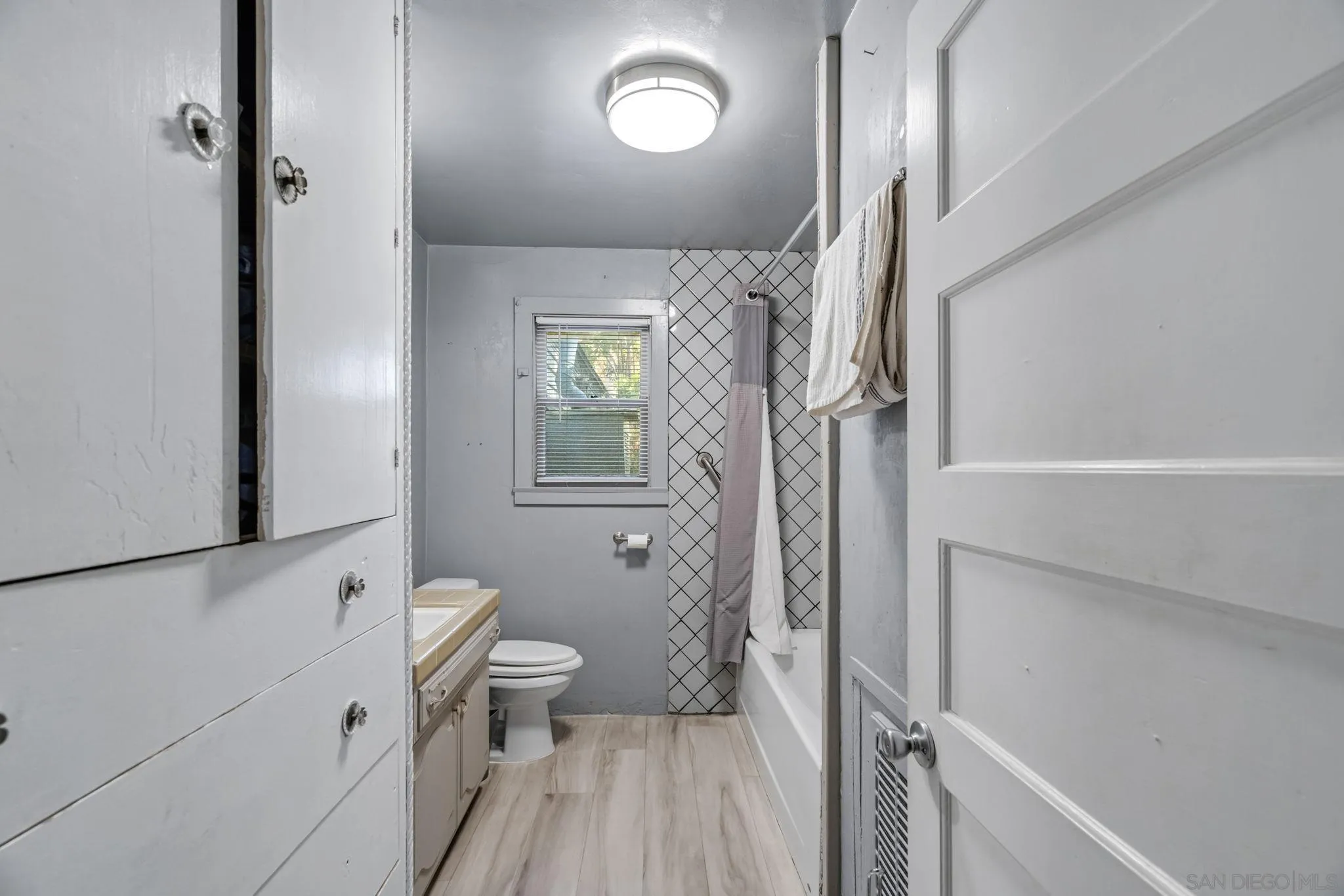 https://cdn.realtyfeed.com/cdn/127/260020777/0778e52d182f27c74b8894d15c34e80f.webp
