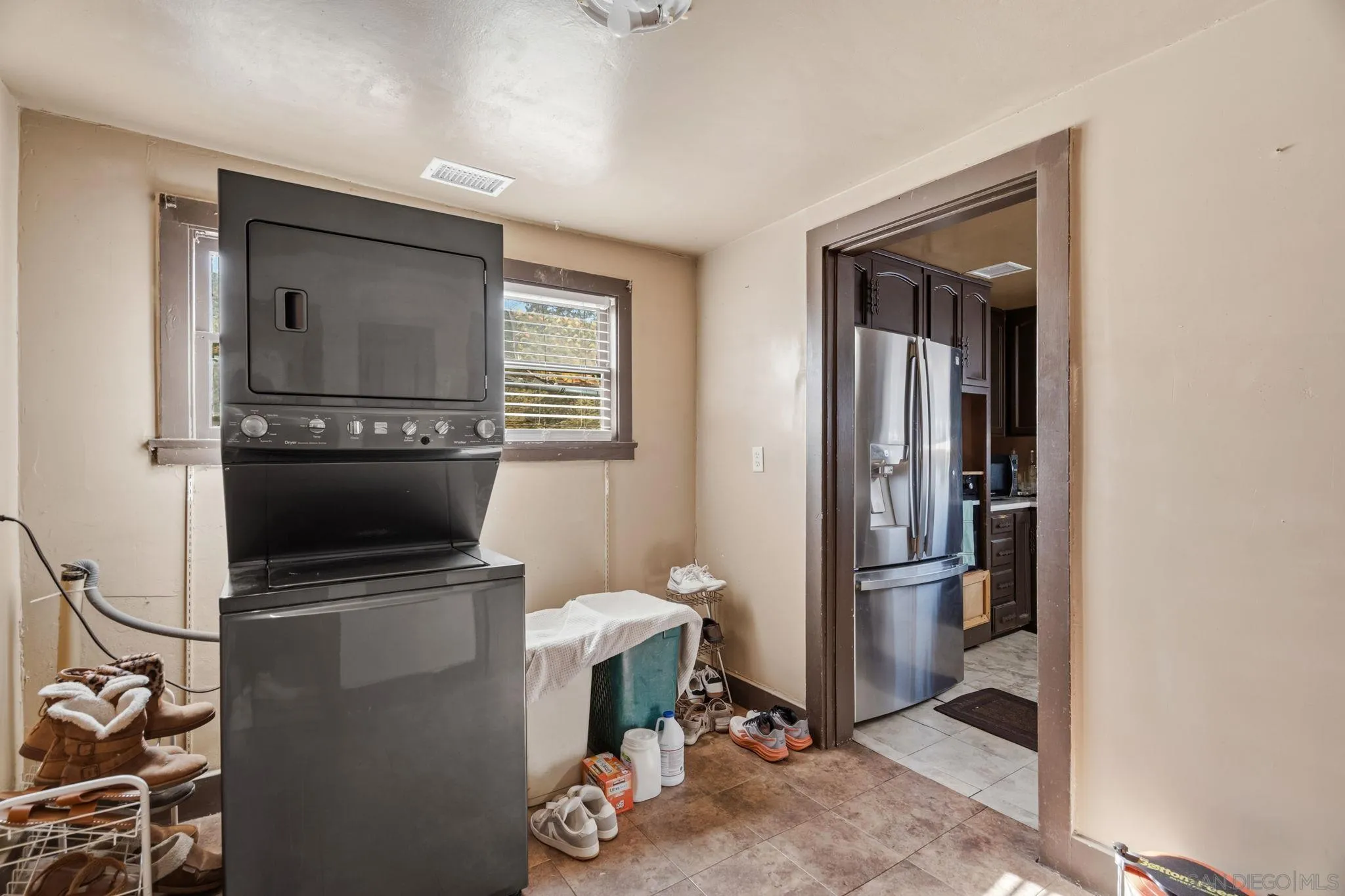 https://cdn.realtyfeed.com/cdn/127/260020777/375961543ce97e1b1856e60bff581f80.webp
