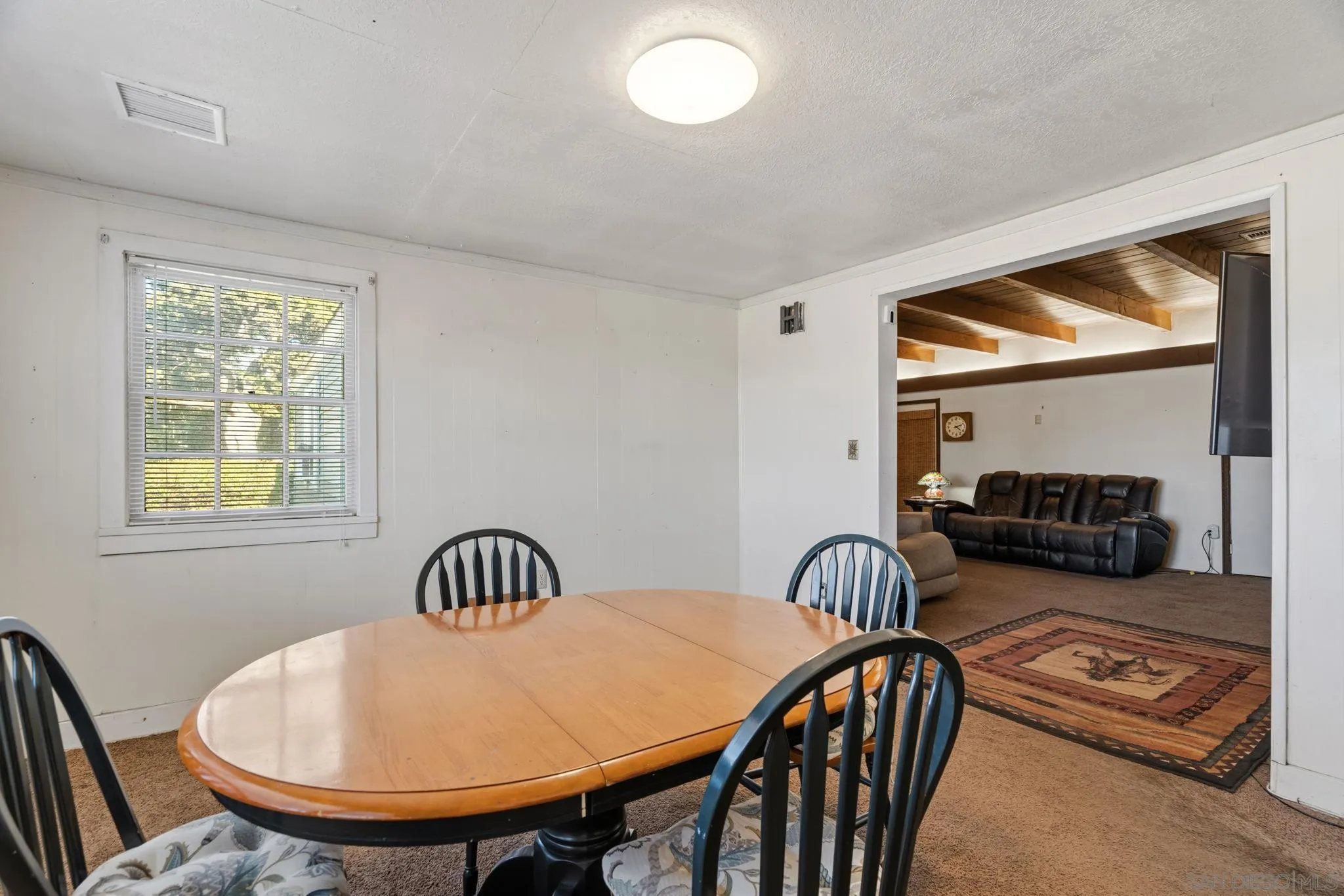 https://cdn.realtyfeed.com/cdn/127/260020777/8b5efa8ee2948d4b1846b441a0168d39.webp