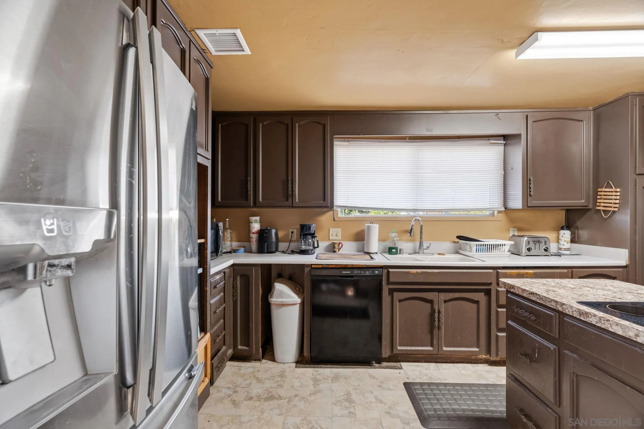 https://cdn.realtyfeed.com/cdn/127/260020777/e06ae0b1076be225f63f74074e283c57.webp