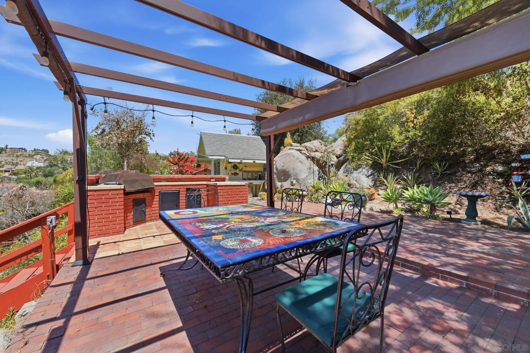 https://cdn.realtyfeed.com/cdn/127/260020786/0fe2f85d895af5a6410625dfa37d1962.webp