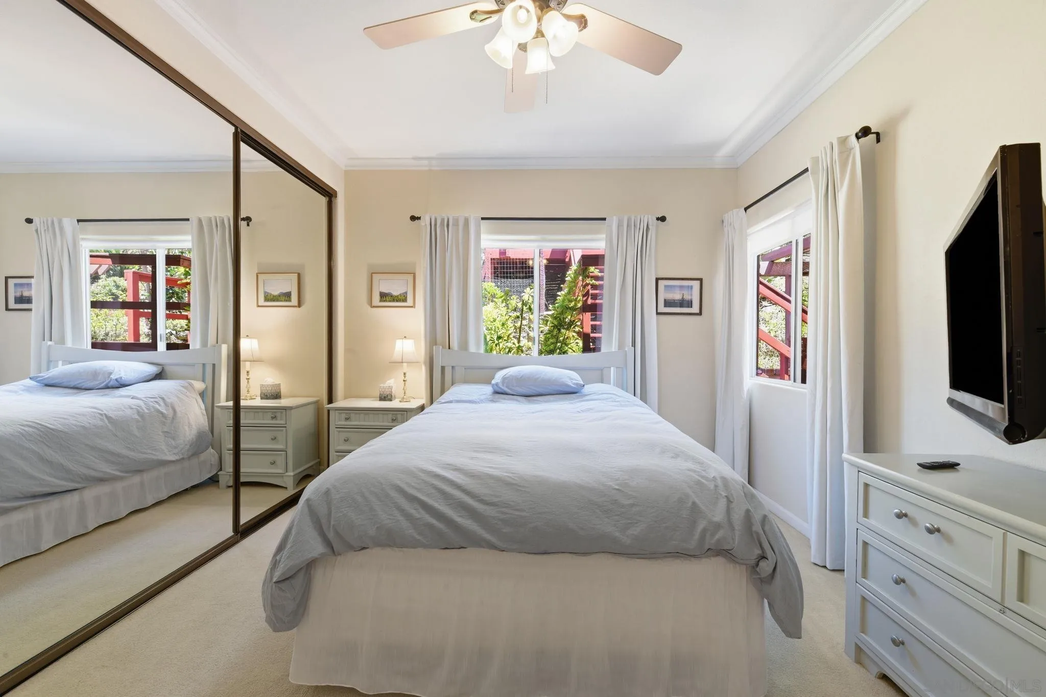 https://cdn.realtyfeed.com/cdn/127/260020786/3ae956394159282db9ab94f76d60fdb1.webp