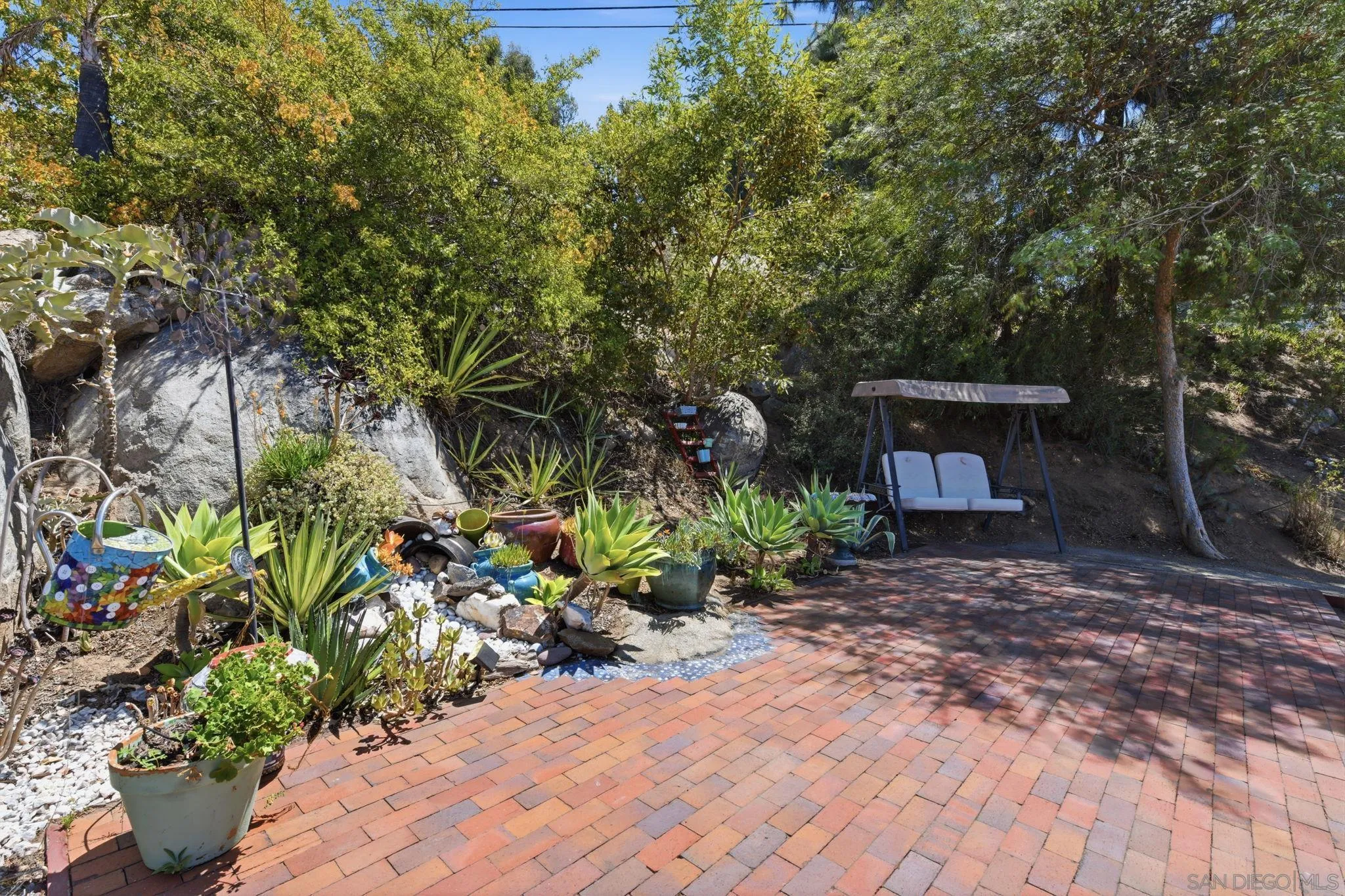 https://cdn.realtyfeed.com/cdn/127/260020786/497b1d64ab825f3f7a6380fff5e93647.webp