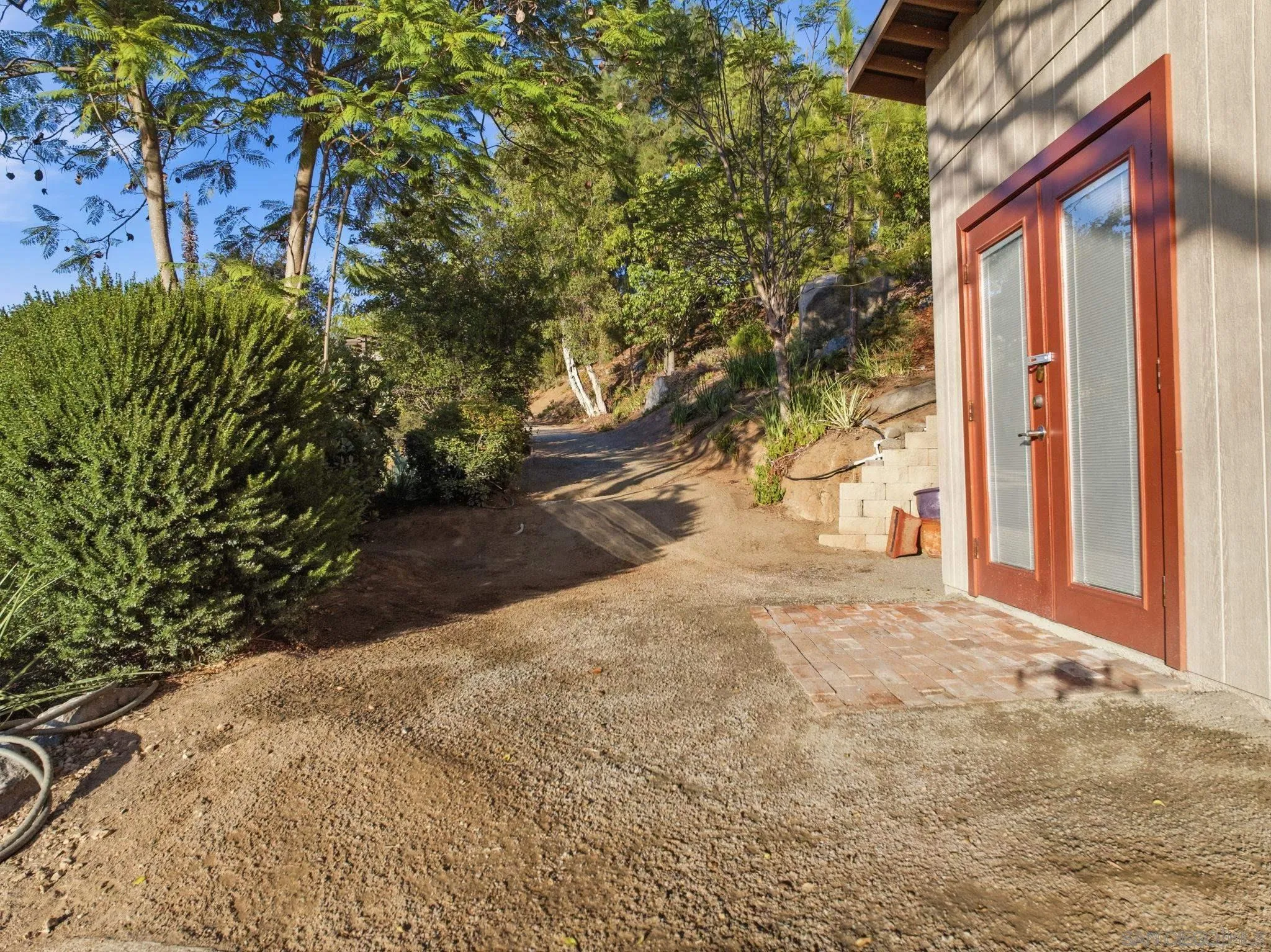 https://cdn.realtyfeed.com/cdn/127/260020786/4cfabc77dd9bdbf4a3c34dd42880a586.webp