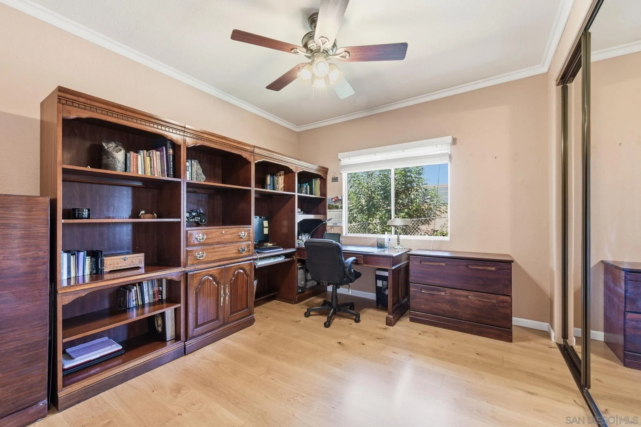 https://cdn.realtyfeed.com/cdn/127/260020786/68cec63f3fec3b003eef758f5417c1b4.webp
