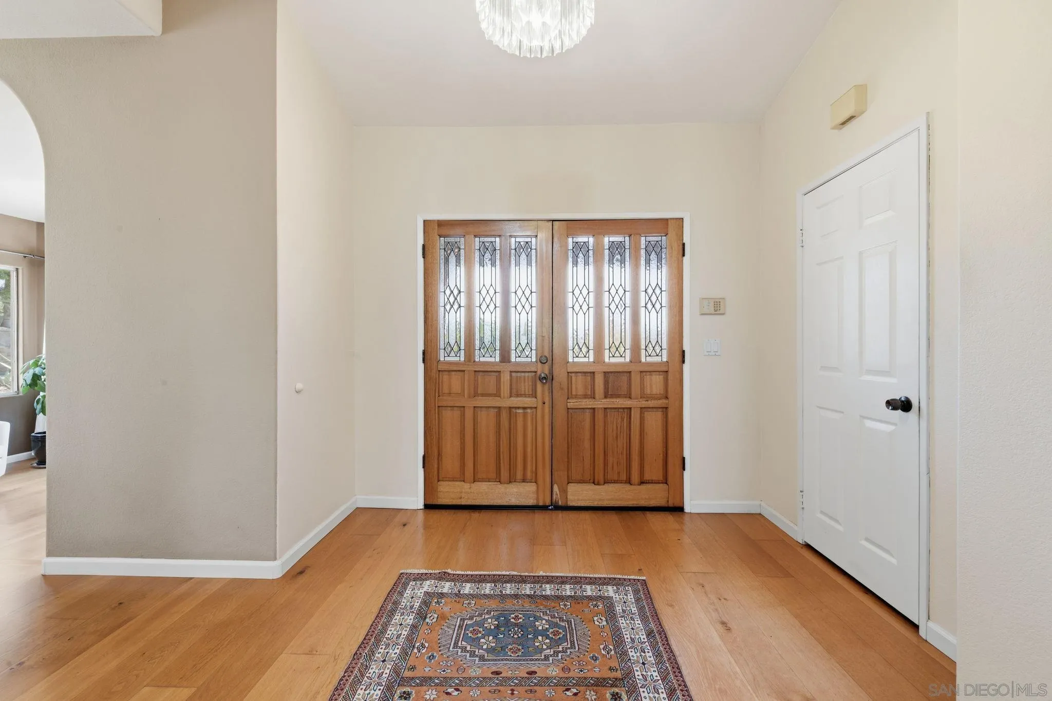 https://cdn.realtyfeed.com/cdn/127/260020786/73bdad12c95449dfb21edde4fbcc7221.webp