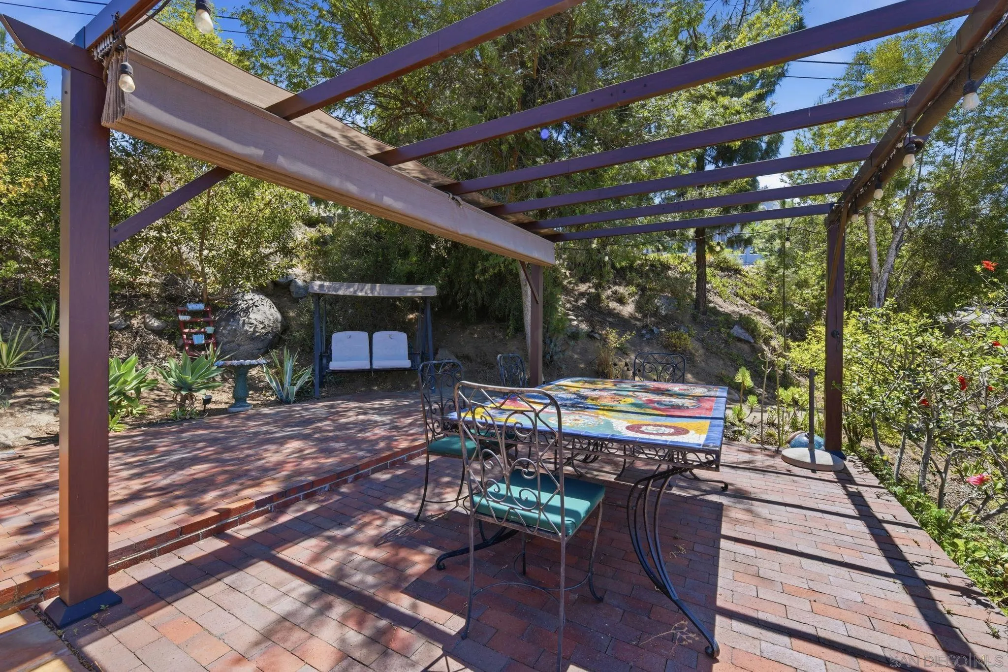 https://cdn.realtyfeed.com/cdn/127/260020786/8683c567c1094e6daae23c8c7944383f.webp