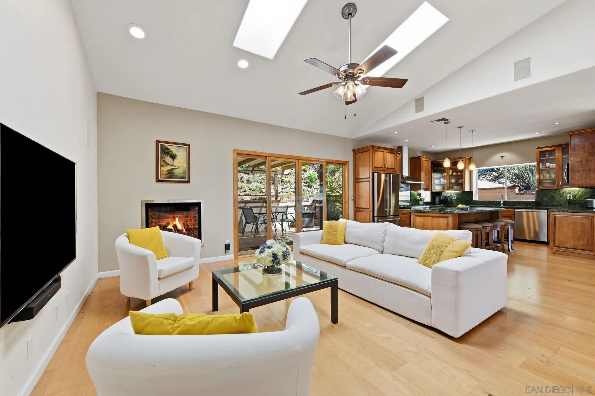 https://cdn.realtyfeed.com/cdn/127/260020786/dbd2999717d067a822f1d108116b903d.webp