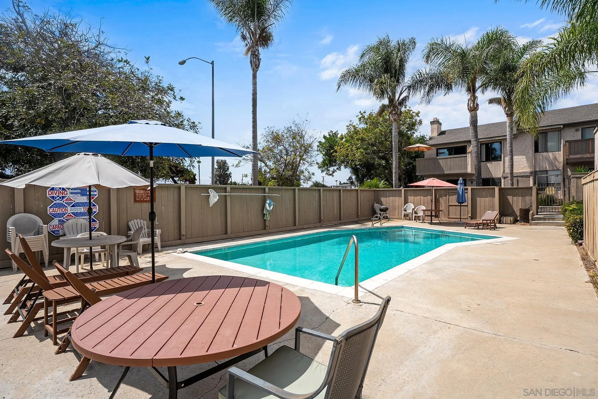 https://cdn.realtyfeed.com/cdn/127/260020787/68541f80c7ac2ea3d98a5eeeaa8916d3.webp