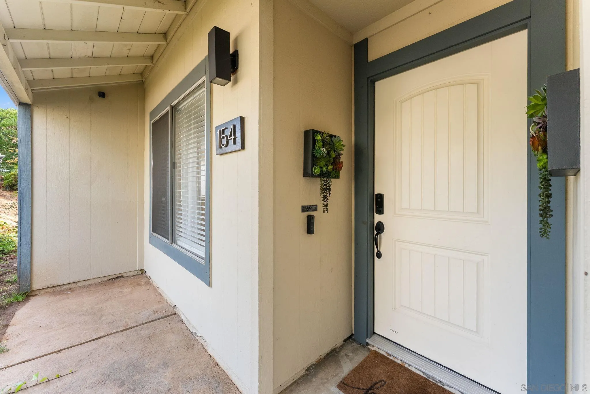 154 Cerco Rosado, San Marcos, CA 92069 - Photo 2 of 36, San Marcos, CA