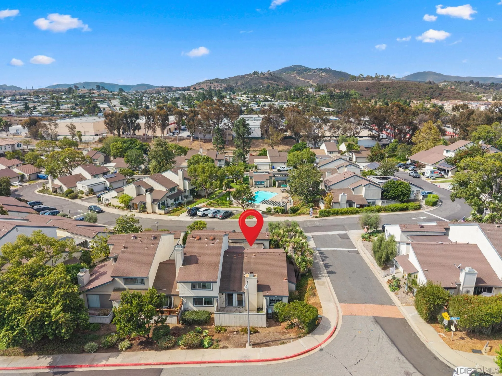 https://cdn.realtyfeed.com/cdn/127/260020797/db5447c1fa479a93965a22a05303b696.webp