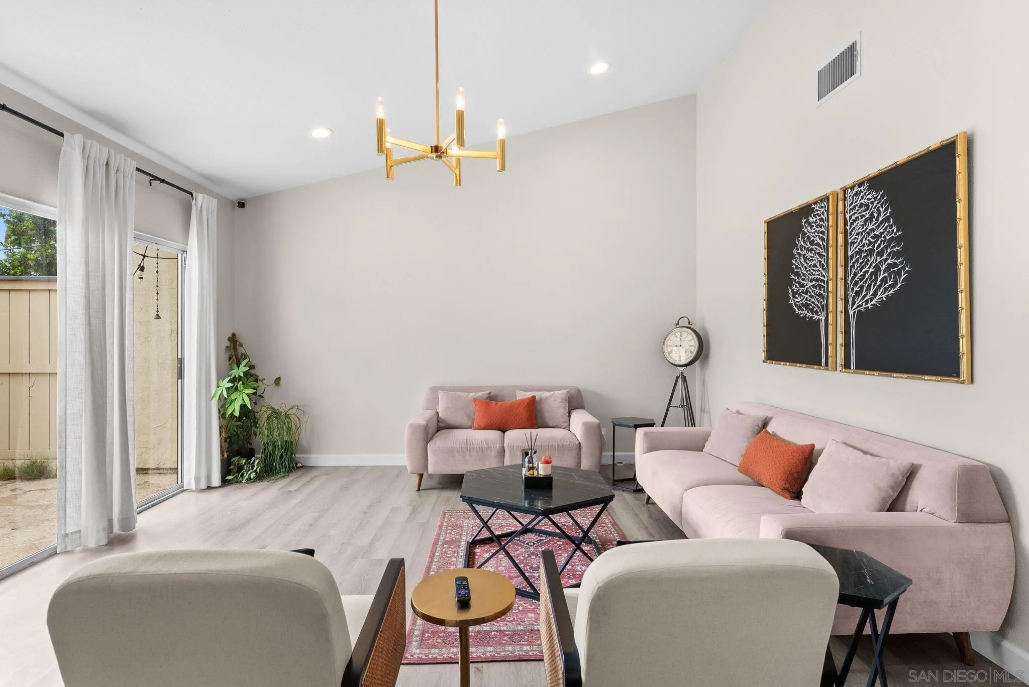 https://cdn.realtyfeed.com/cdn/127/260020797/f9f11ed2f311e8f78b84268b77dd5992.webp