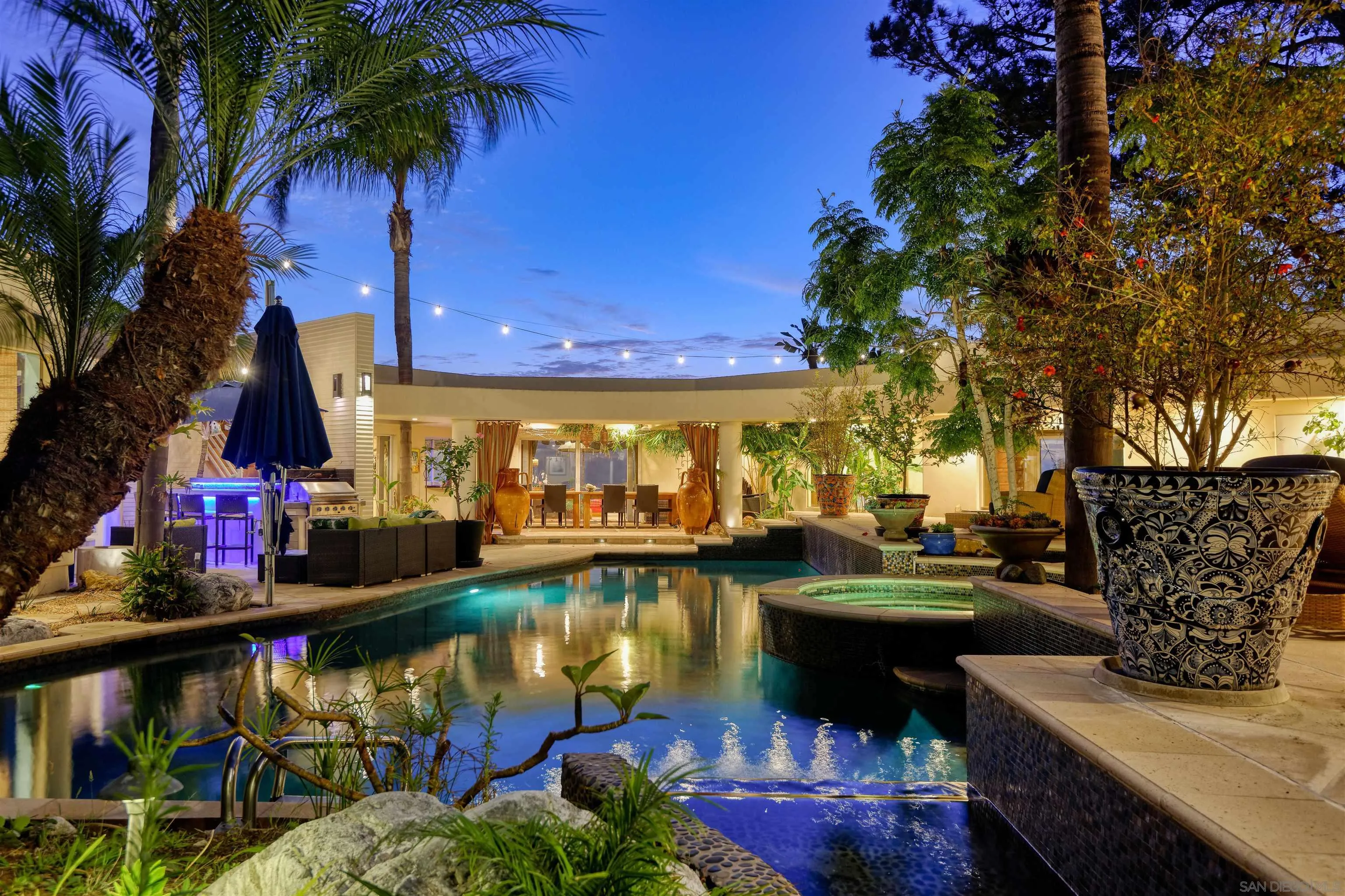 https://cdn.realtyfeed.com/cdn/127/260020799/dd15290a982a2cfe6cbba5d4bf51b75f.webp
