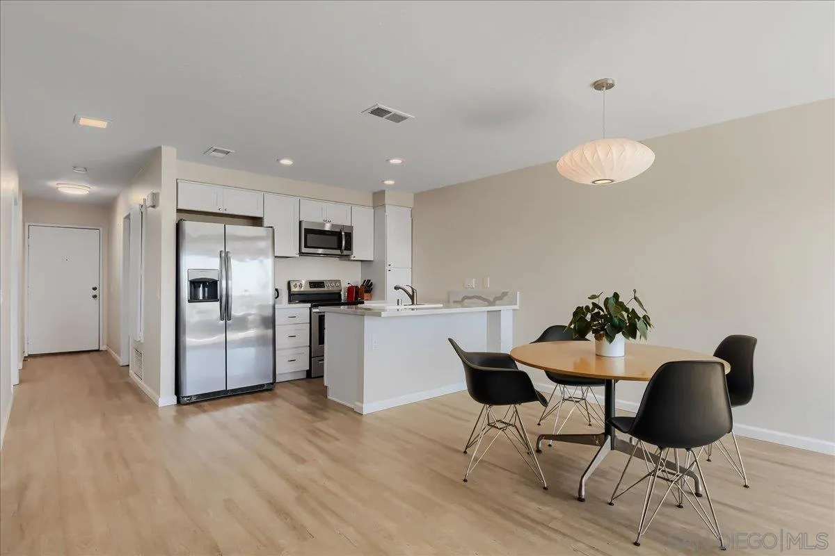 3625 Vista Oceana Unit 22, Oceanside, CA 92057 - Main photo, Oceanside, CA