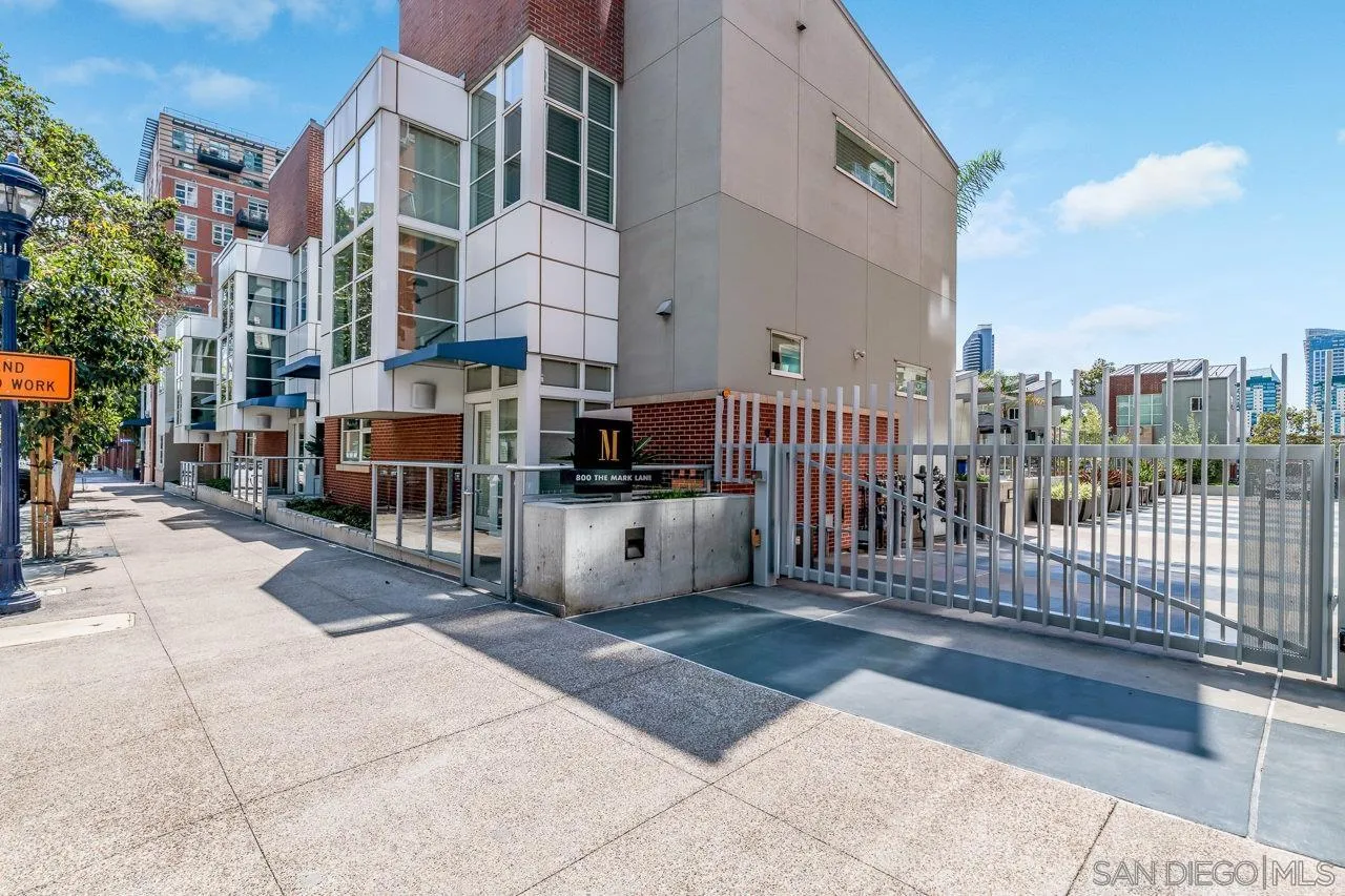 https://cdn.realtyfeed.com/cdn/127/260020802/37be398447c530da27e206e2e6a7991f.webp