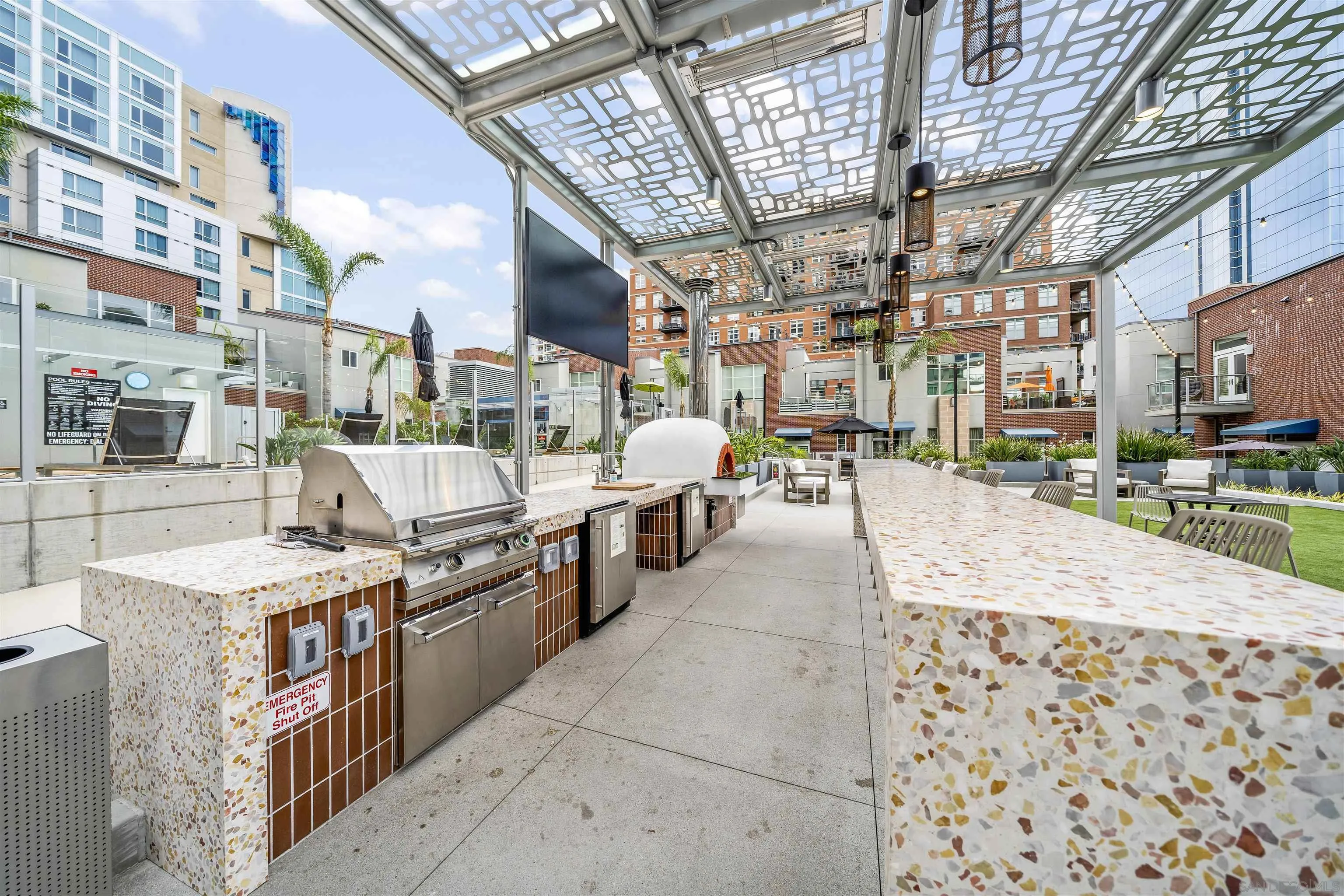 https://cdn.realtyfeed.com/cdn/127/260020802/73260d8b2c77faa5fcbb05e9aa0b0a6c.webp