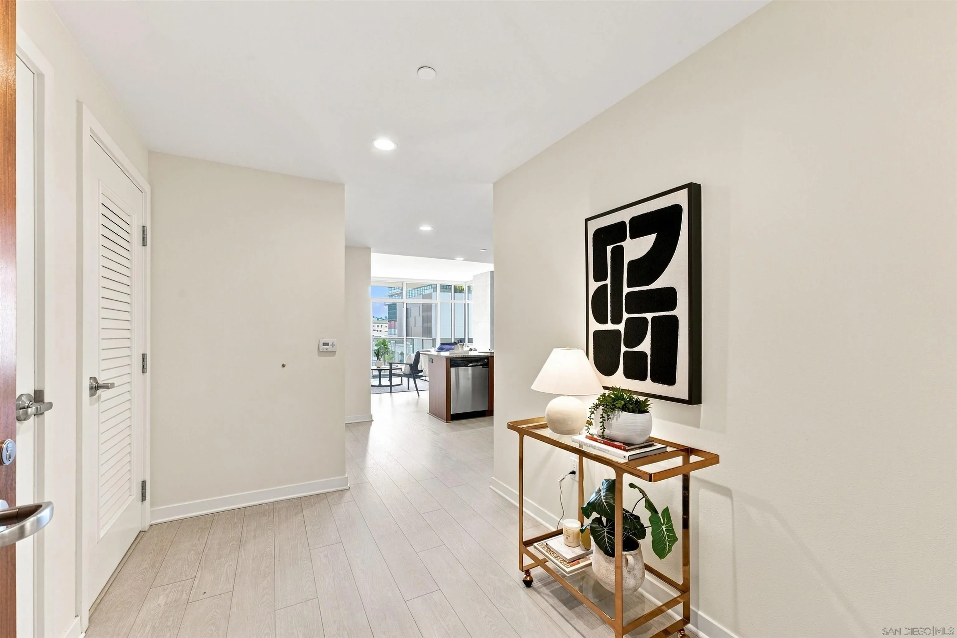 https://cdn.realtyfeed.com/cdn/127/260020802/a2b91a618ca12fcb3574b929f453eb83.webp