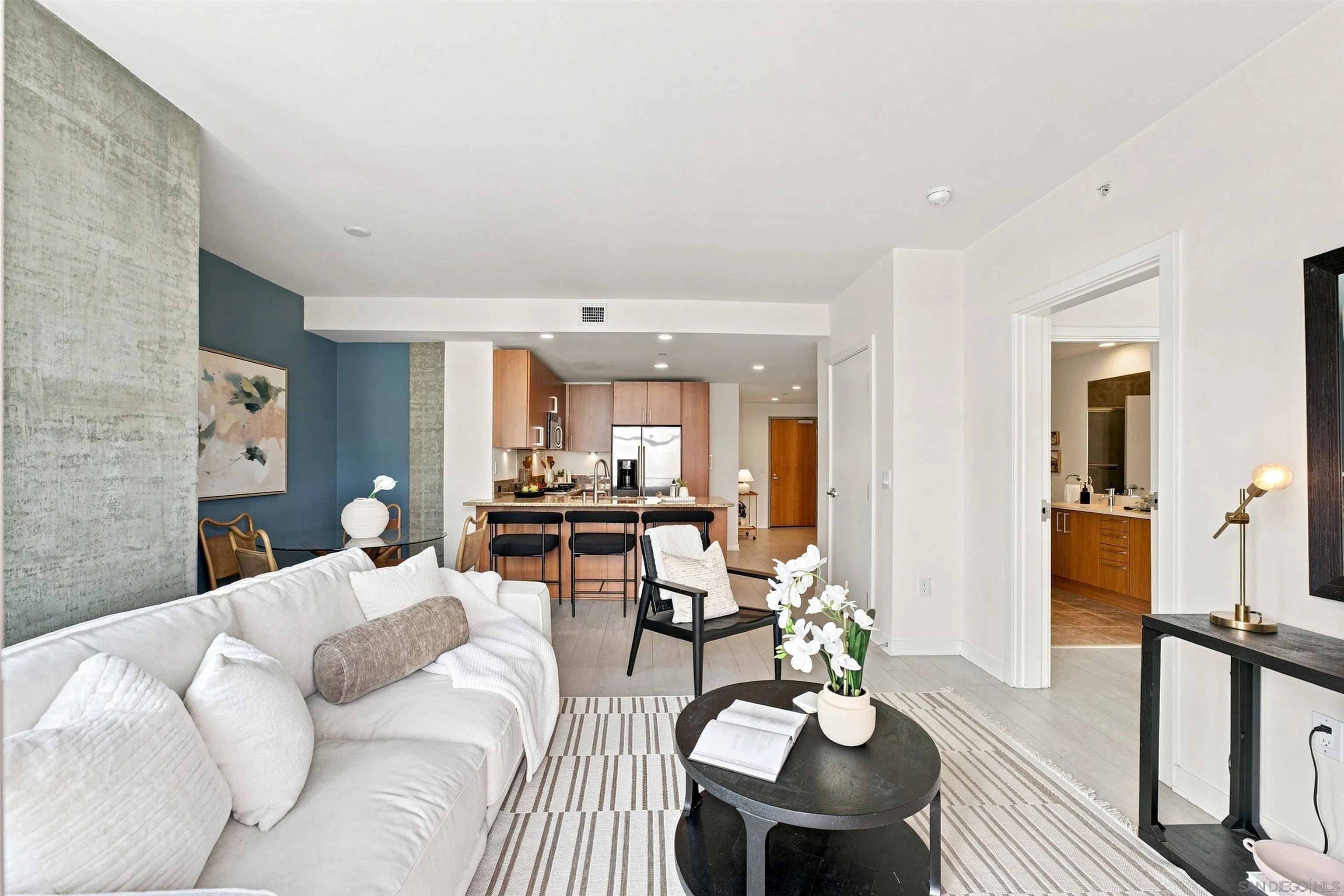https://cdn.realtyfeed.com/cdn/127/260020802/baa3e6760d668ff1a10337a51ec99927.webp