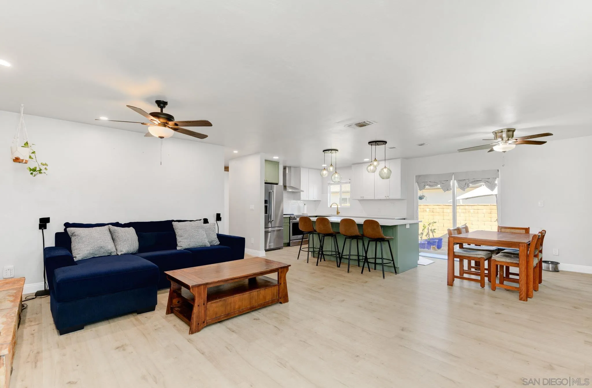 https://cdn.realtyfeed.com/cdn/127/260020805/3f4140ea33d2a01516e2c0cb9303828f.webp
