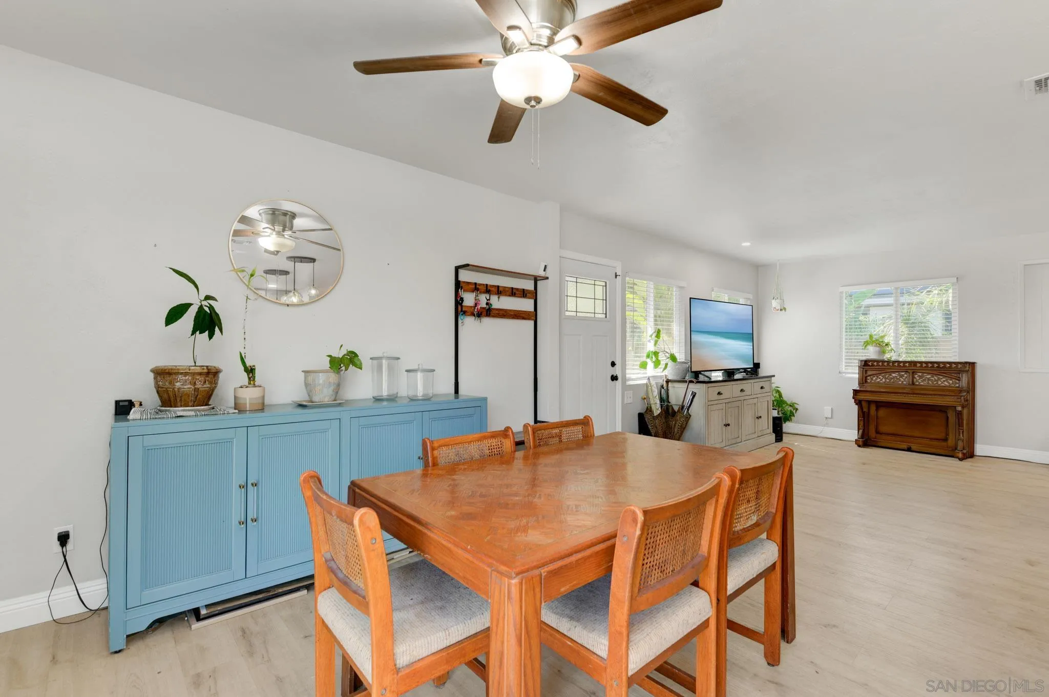 https://cdn.realtyfeed.com/cdn/127/260020805/f36c12e515a6716959997873c07d7524.webp