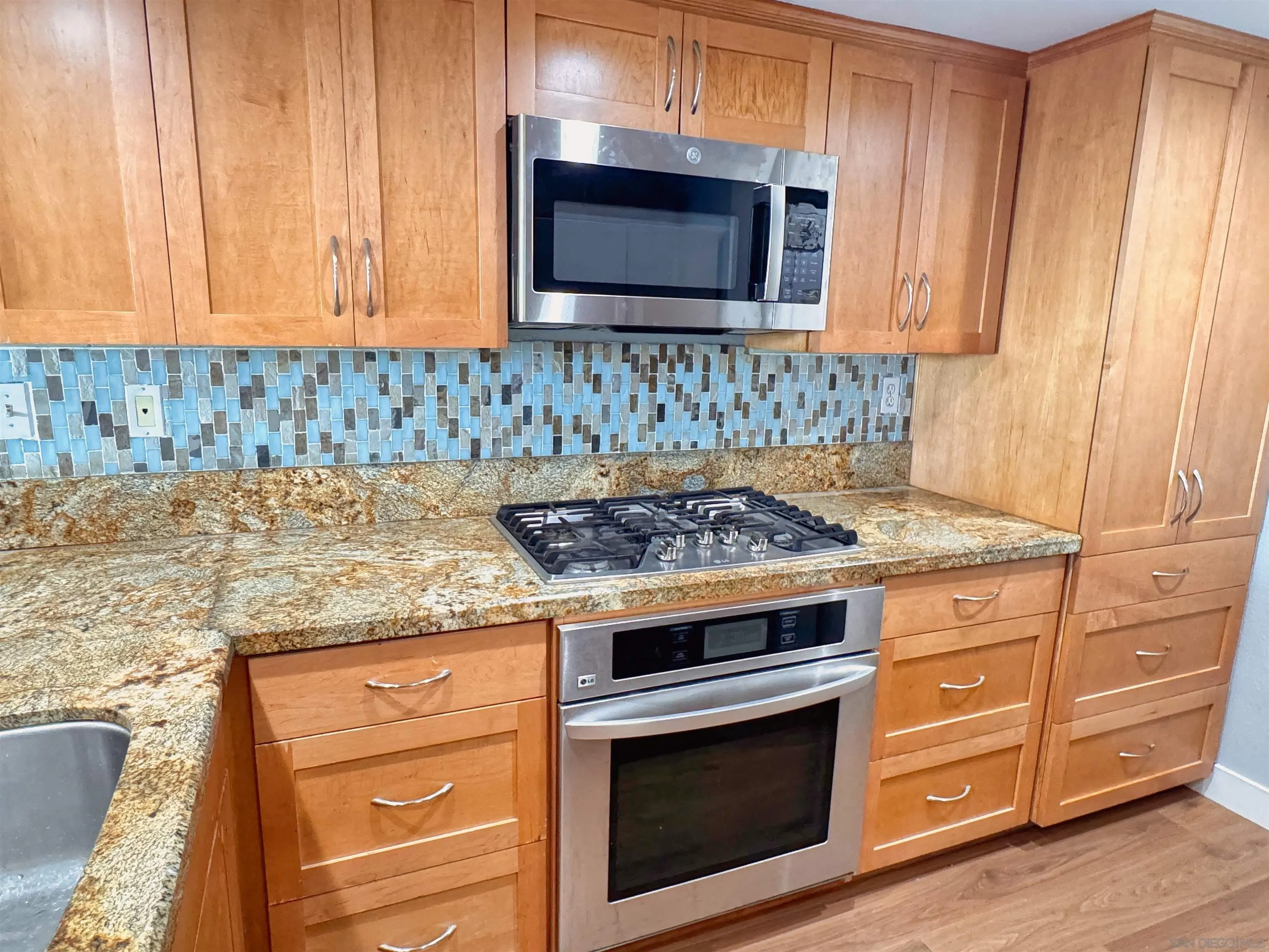 https://cdn.realtyfeed.com/cdn/127/260020813/48167d0980cc424d4a30915ba1c0ae06.webp