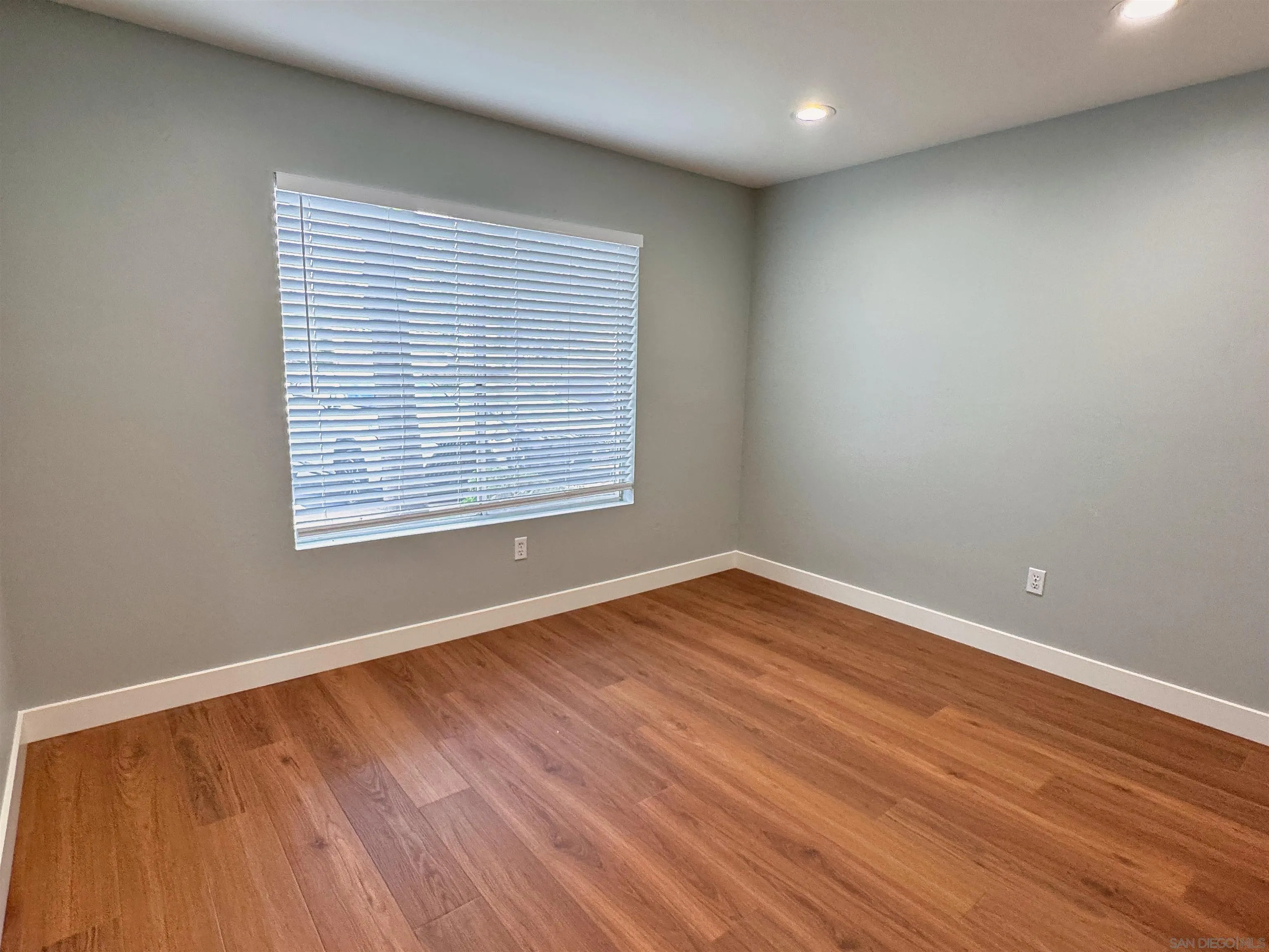 https://cdn.realtyfeed.com/cdn/127/260020813/610af7254a6a9776899817e0e24dd55a.webp