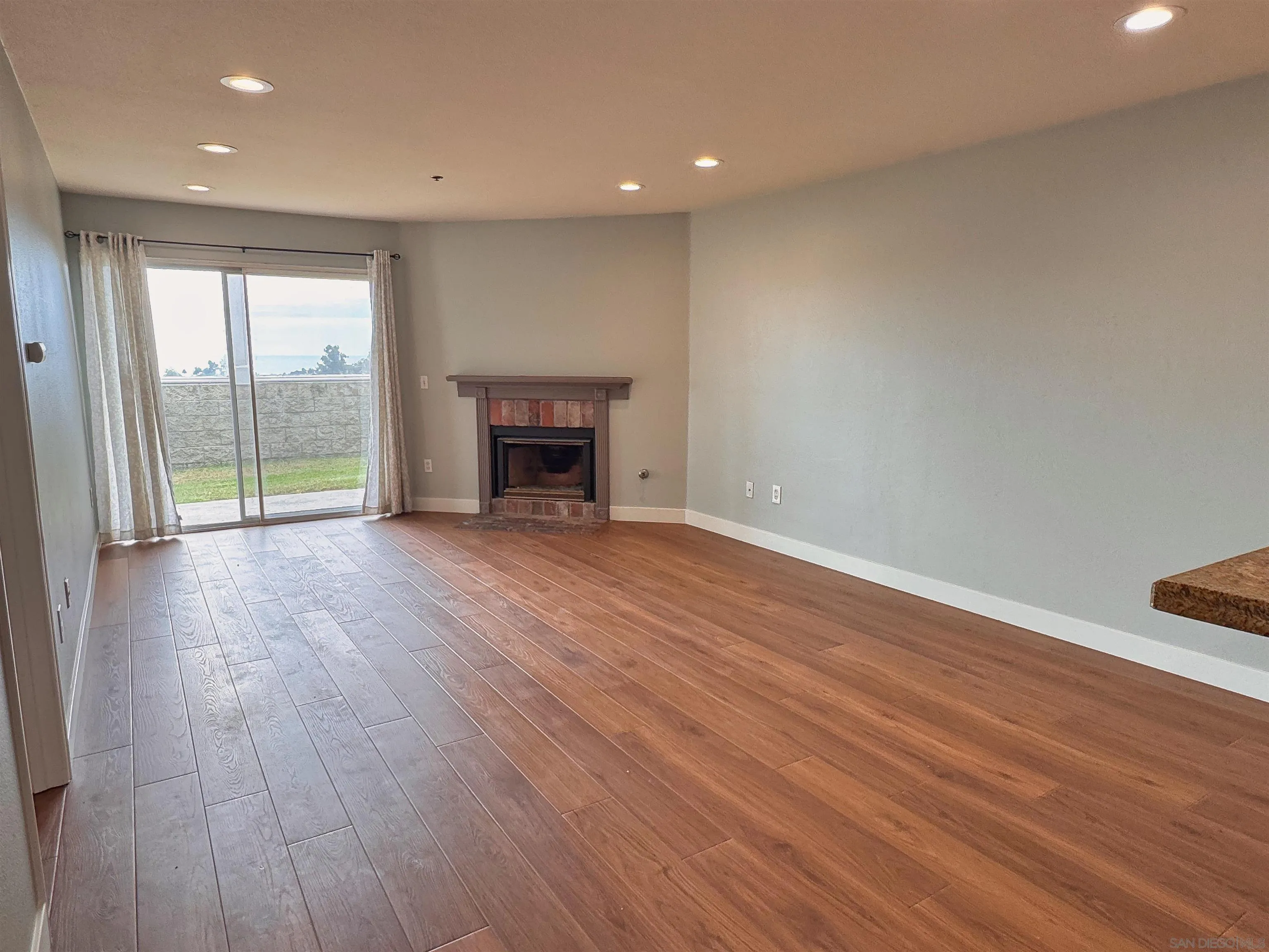 https://cdn.realtyfeed.com/cdn/127/260020813/67aff344f43184cd28dbaec997fa46a1.webp