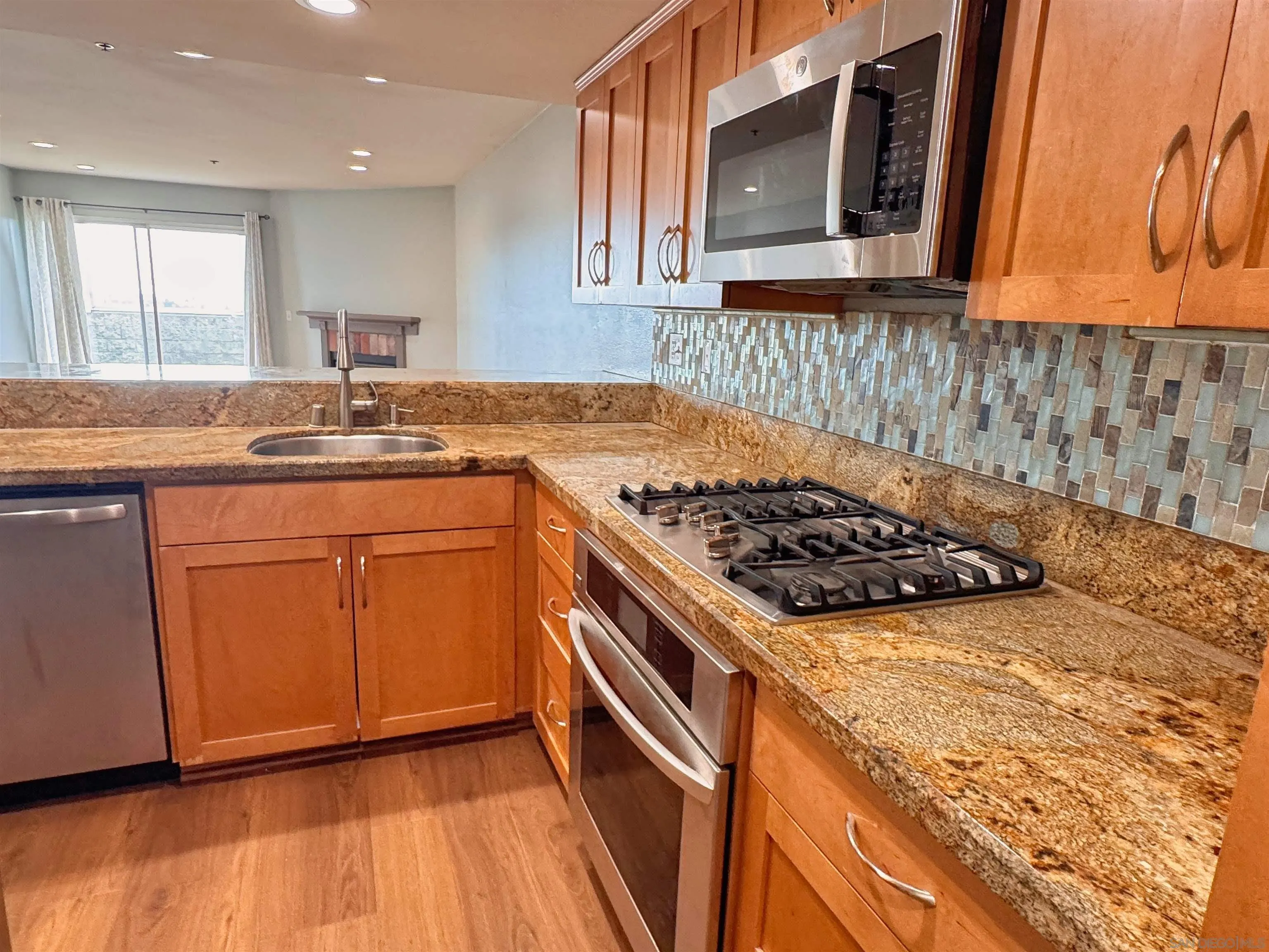 https://cdn.realtyfeed.com/cdn/127/260020813/d3ac4236c4fafe6ff862e99aa8d64f11.webp